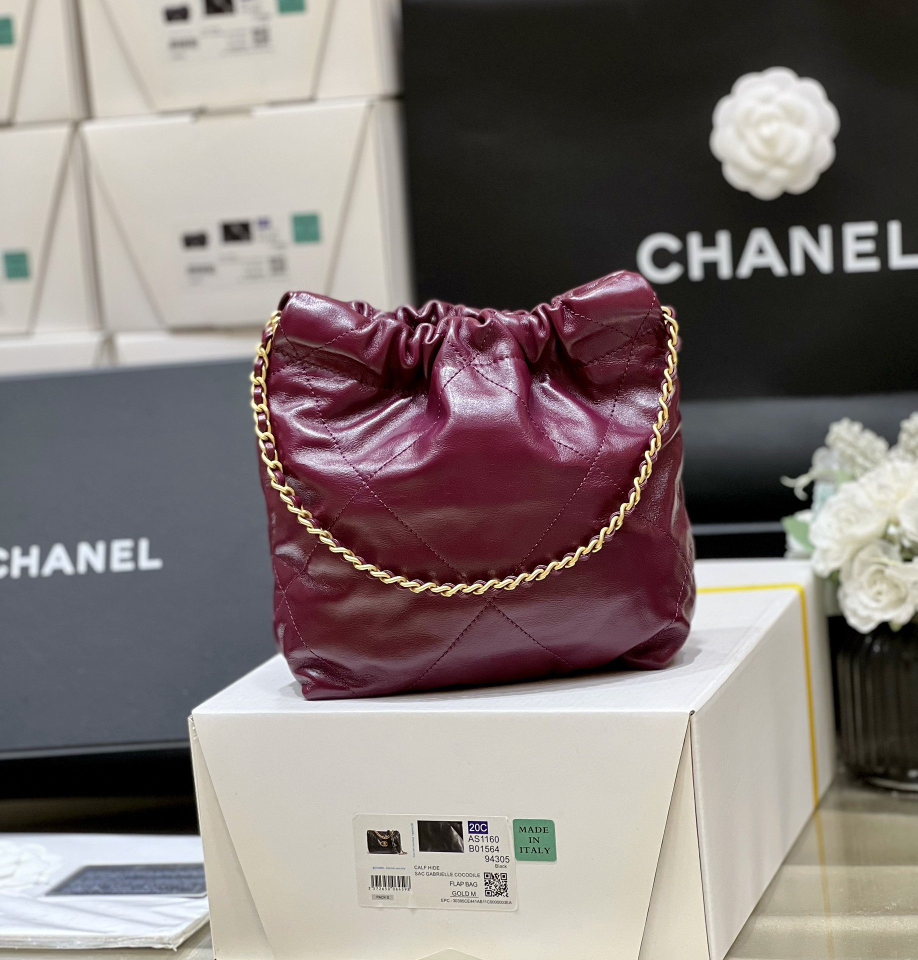 Chanel 22 Mini Bag Burgundy - chanel 22 mini burgundy replica detail 7