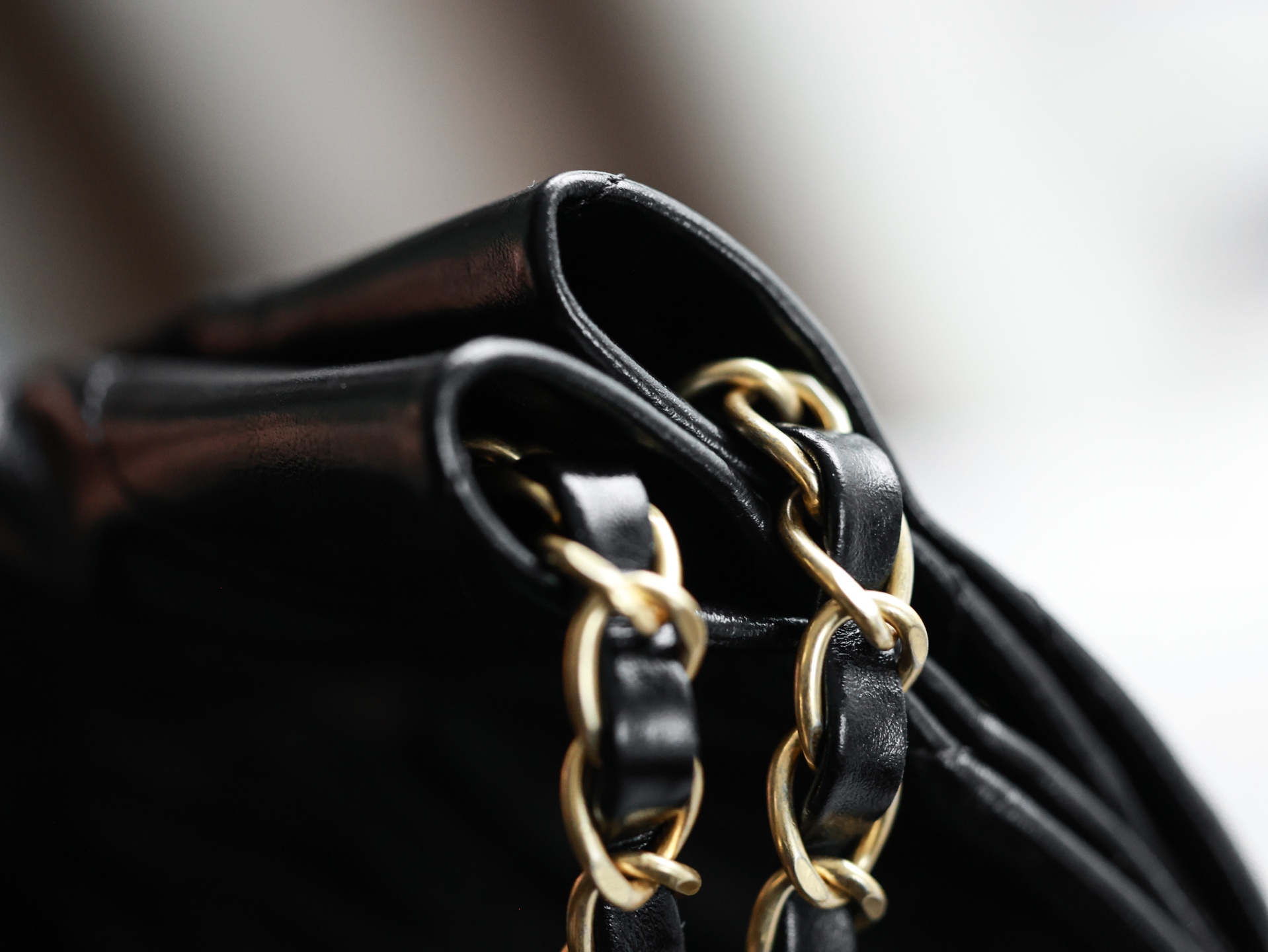 71258_black_8 Chanel 22 Medium Bag Black - chanel 22 medium dupe detail 7