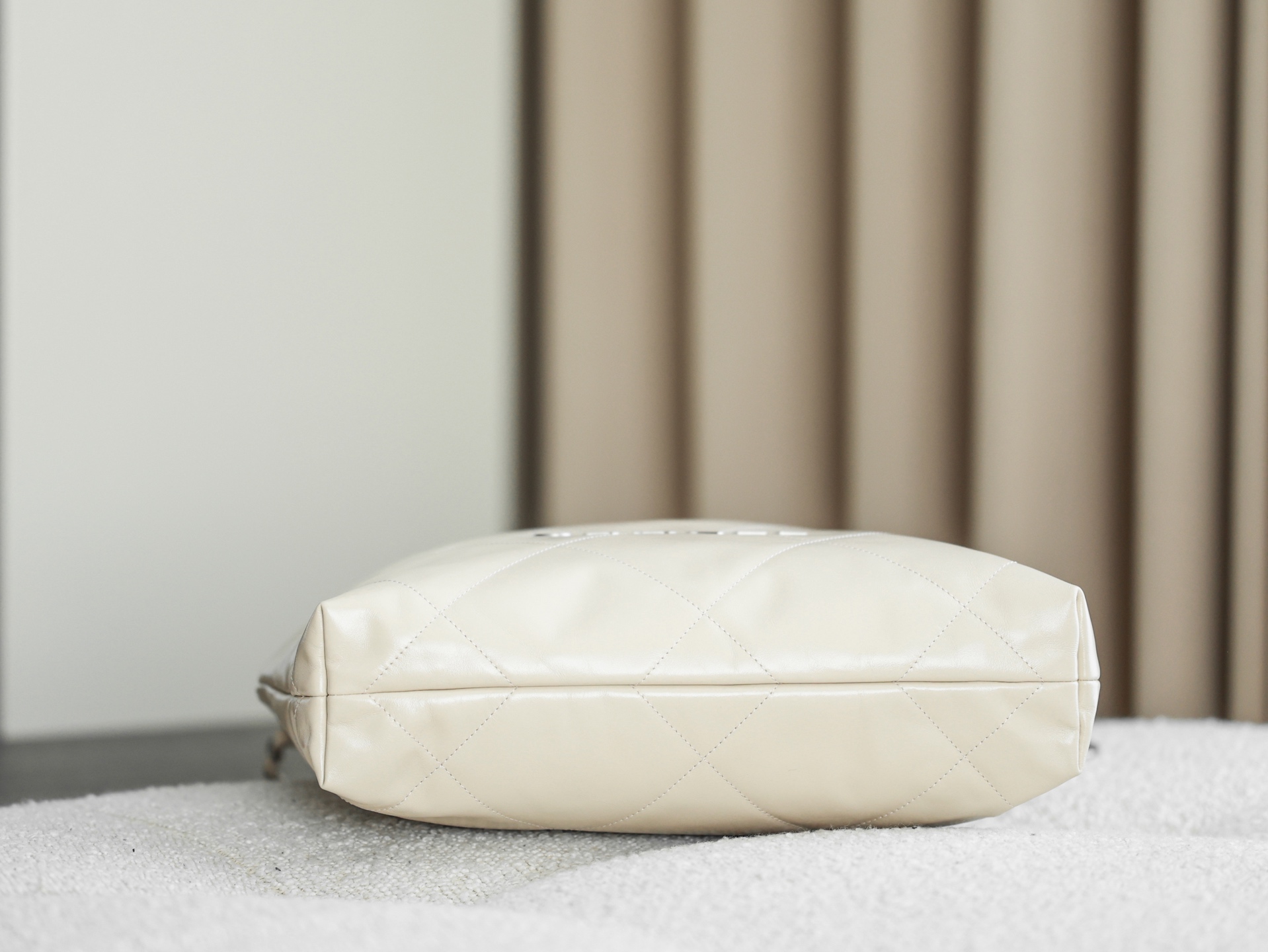 71269_ivory_10 Chanel 22 Medium Bag Ivory - chanel 22 medium replica detail 9