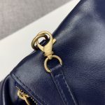 71279_midnight_blue_5 Chanel 22 Medium Bag Midnight Blue - chanel 22 midnight dupe detail 4