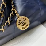 71279_midnight_blue_6 Chanel 22 Medium Bag Midnight Blue - chanel 22 midnight dupe detail 5
