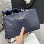 71279_midnight_blue_9 Chanel 22 Medium Bag Midnight Blue - chanel 22 midnight dupe detail 8