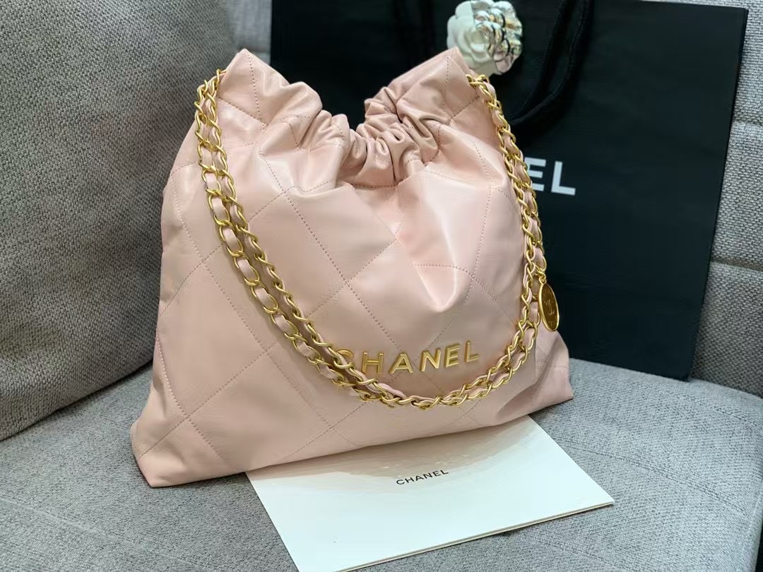 71289_pale_pink_1 Chanel 22 Medium Bag Pale Pink - chanel 22 pink replica front view