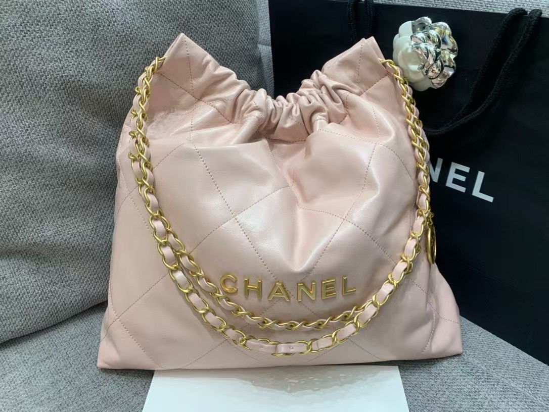 71289_pale_pink_6 Chanel 22 Medium Bag Pale Pink - chanel 22 pink replica detail 5