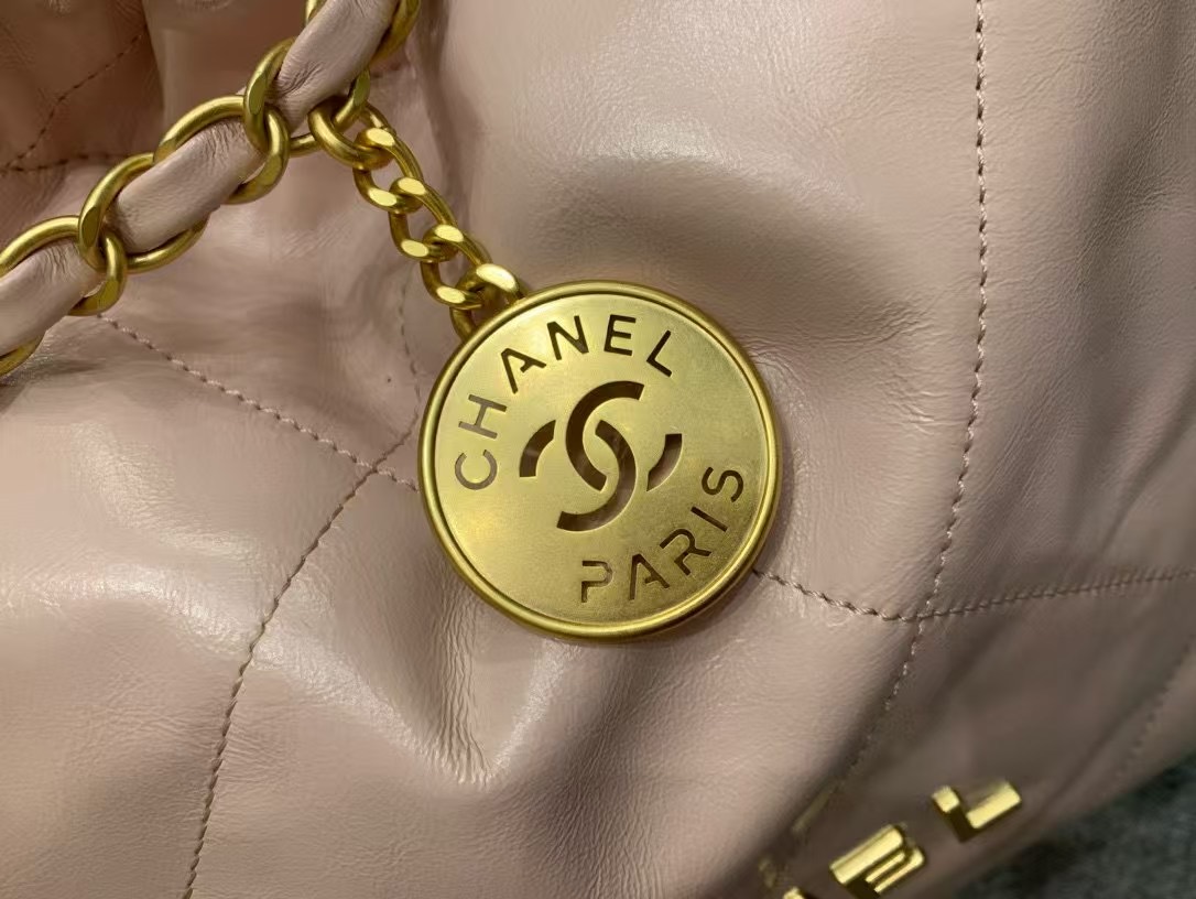 71289_pale_pink_8 Chanel 22 Medium Bag Pale Pink - chanel 22 pink replica detail 7