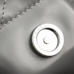 Chanel 22 Medium Bag Snowy - chanel 22 mini dupe detail 3