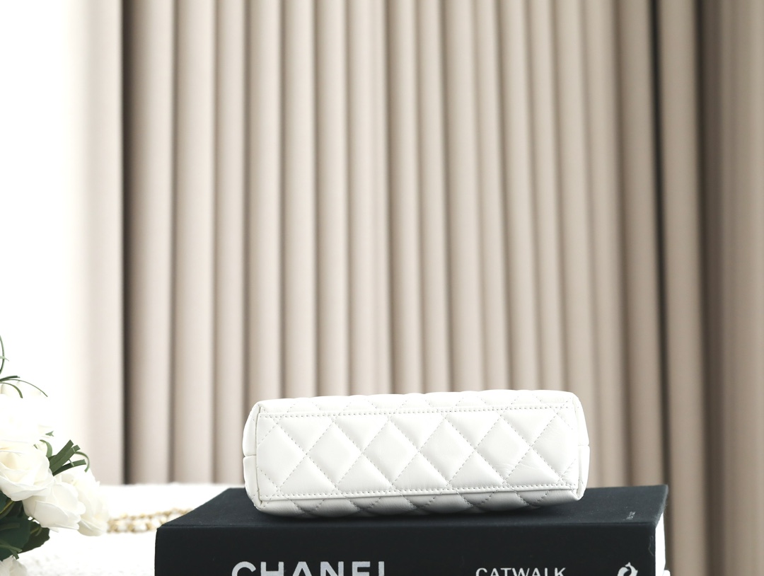 71668_white_7 Chanel Kelly Bag White - fake chanel kelly detail 6