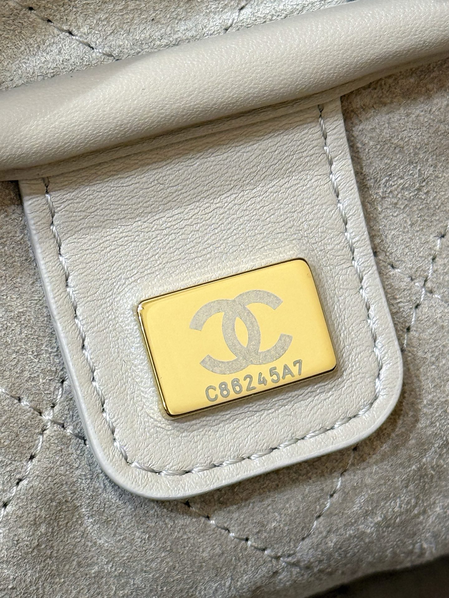 71687_black_5 Chanel Large Bowling Bag Black - chanel bowling bag dupe detail 4