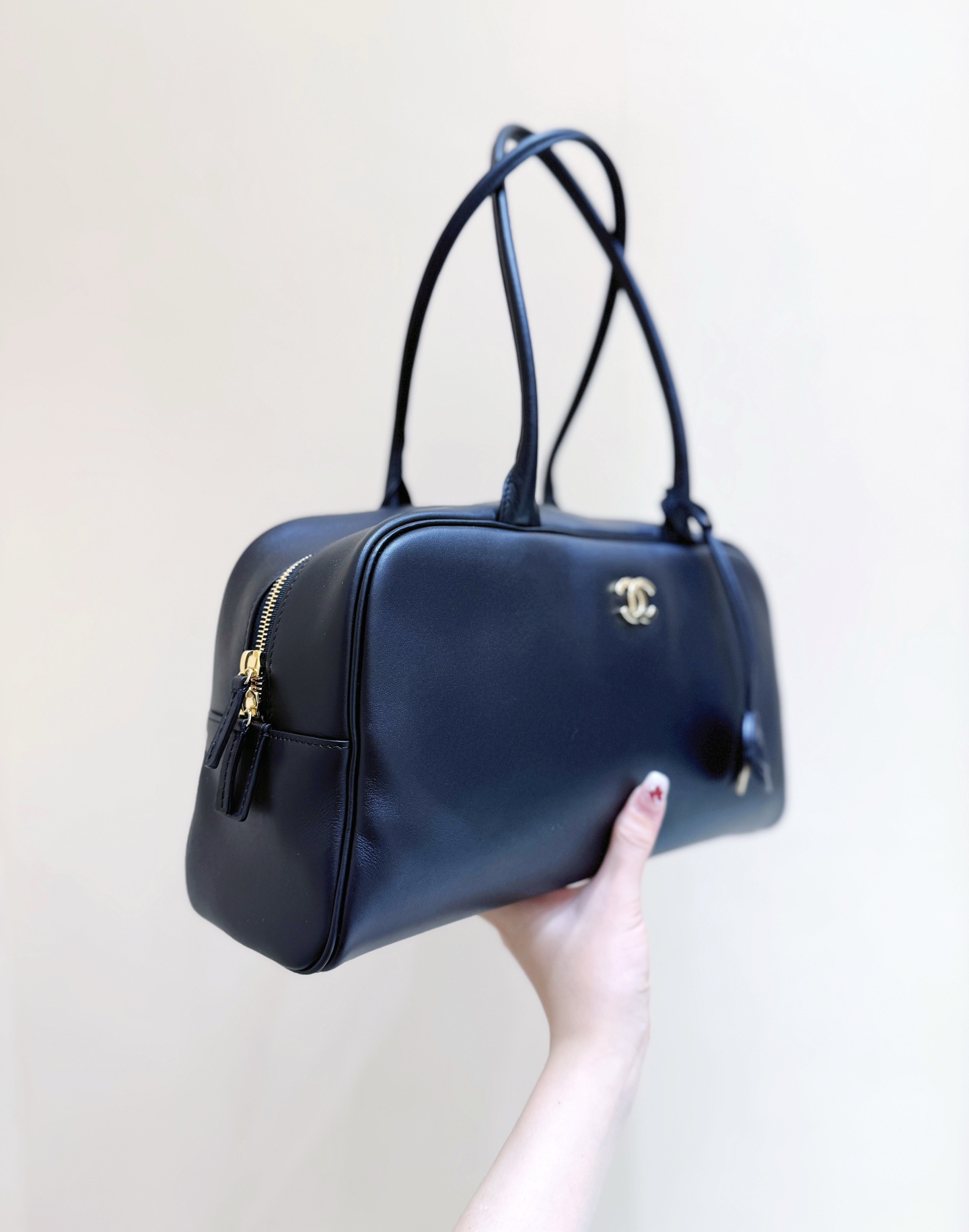 71687_black_7 Chanel Large Bowling Bag Black - chanel bowling bag dupe detail 6