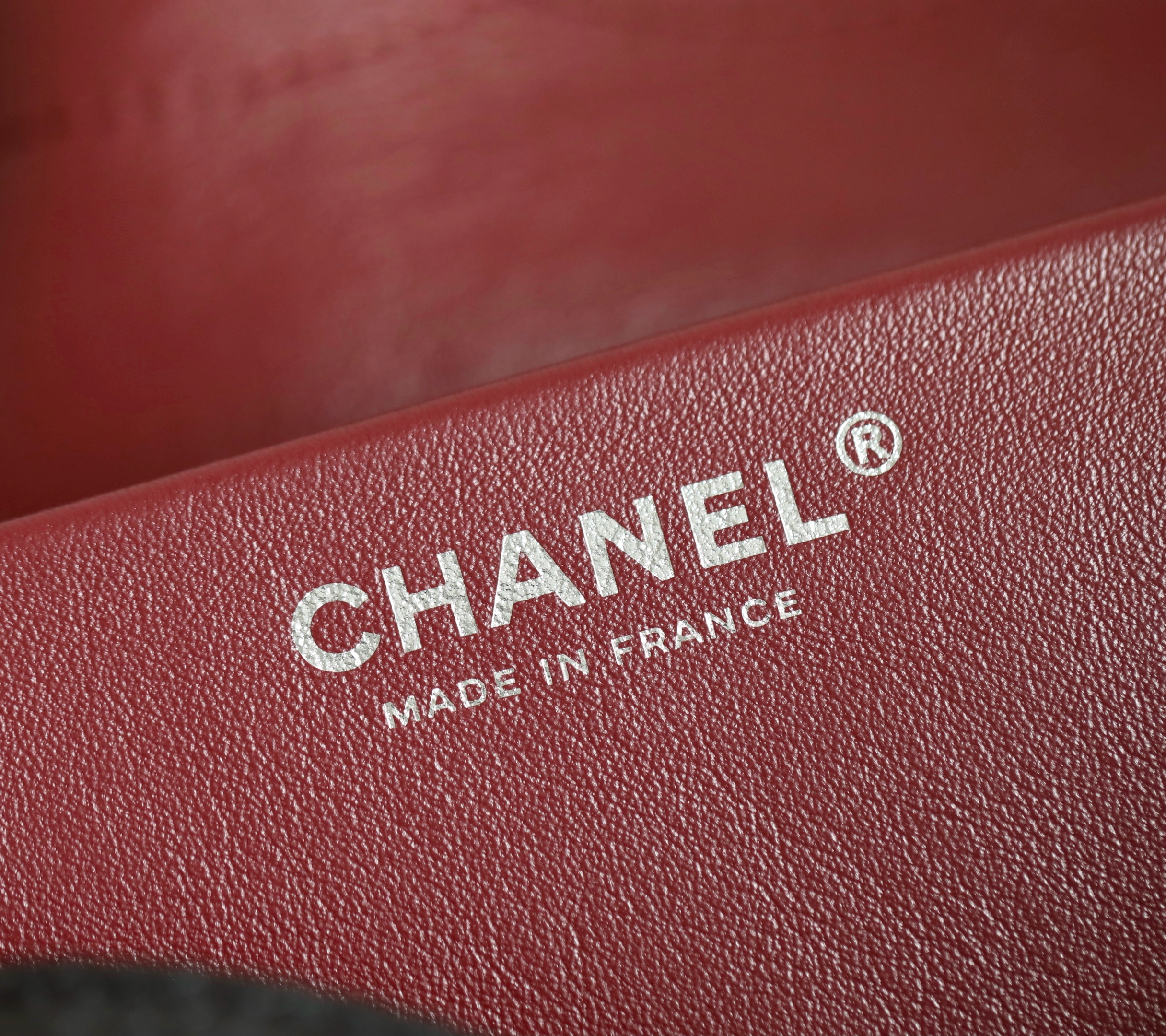 Chanel 26S Maxi Flap Bag Black - chanel maxi flap dupe detail 7