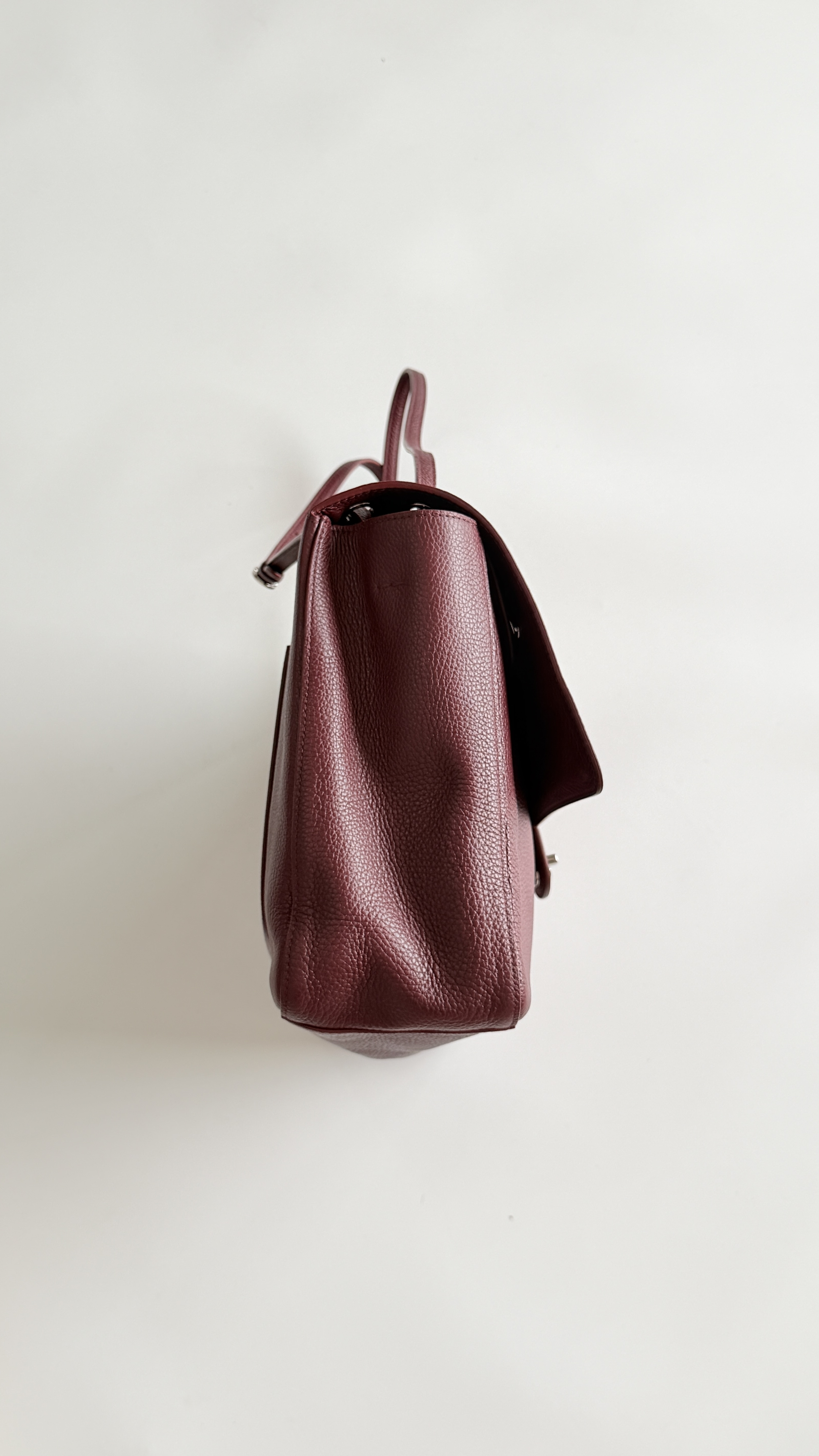 71714_burgundy_5 Chanel 26S Maxi Flap Bag Burgundy - chanel oversized flap replica detail 4