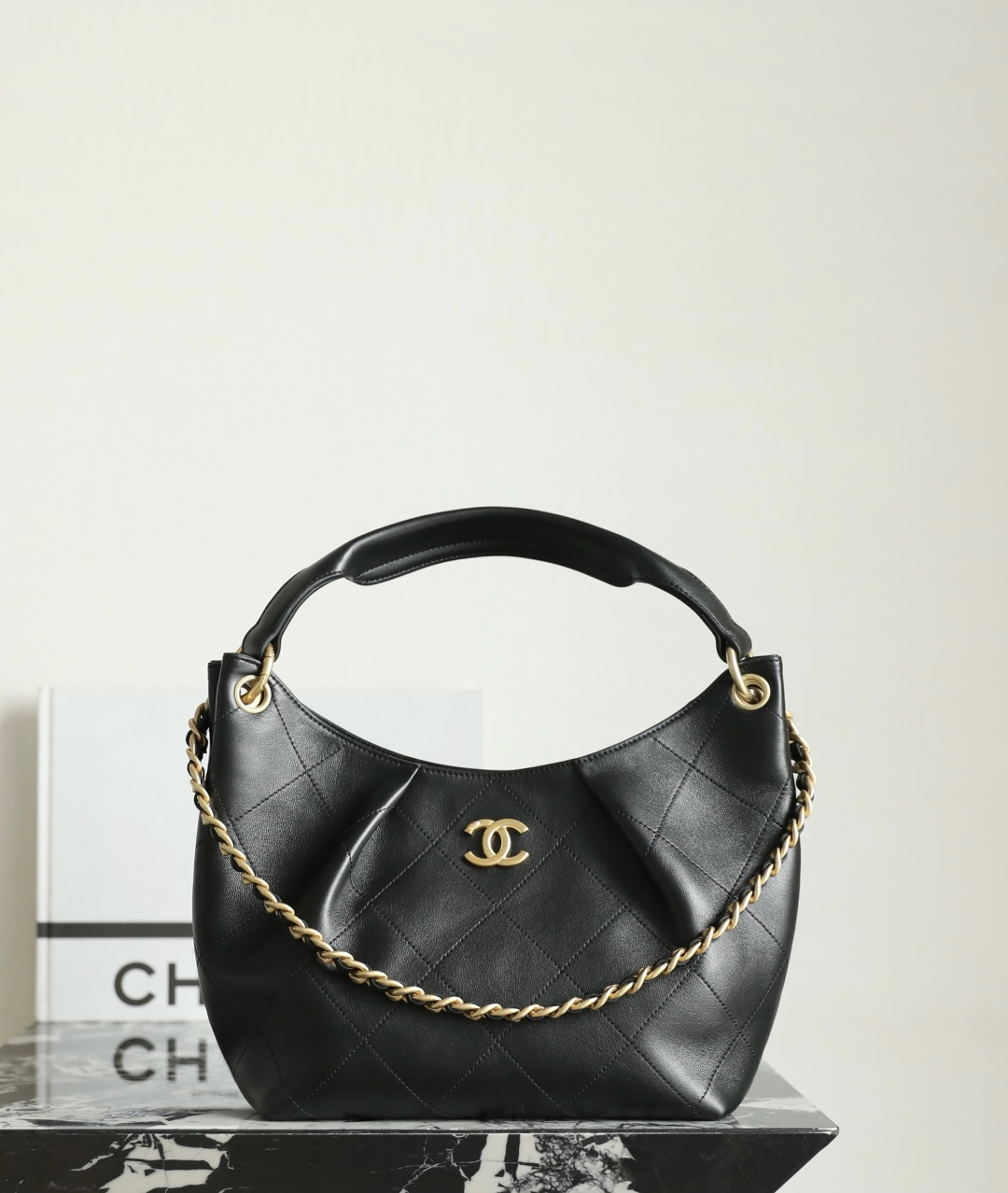 71729_black_1 Chanel 26C Maxi Hobo Black - chanel maxi hobo replica front view