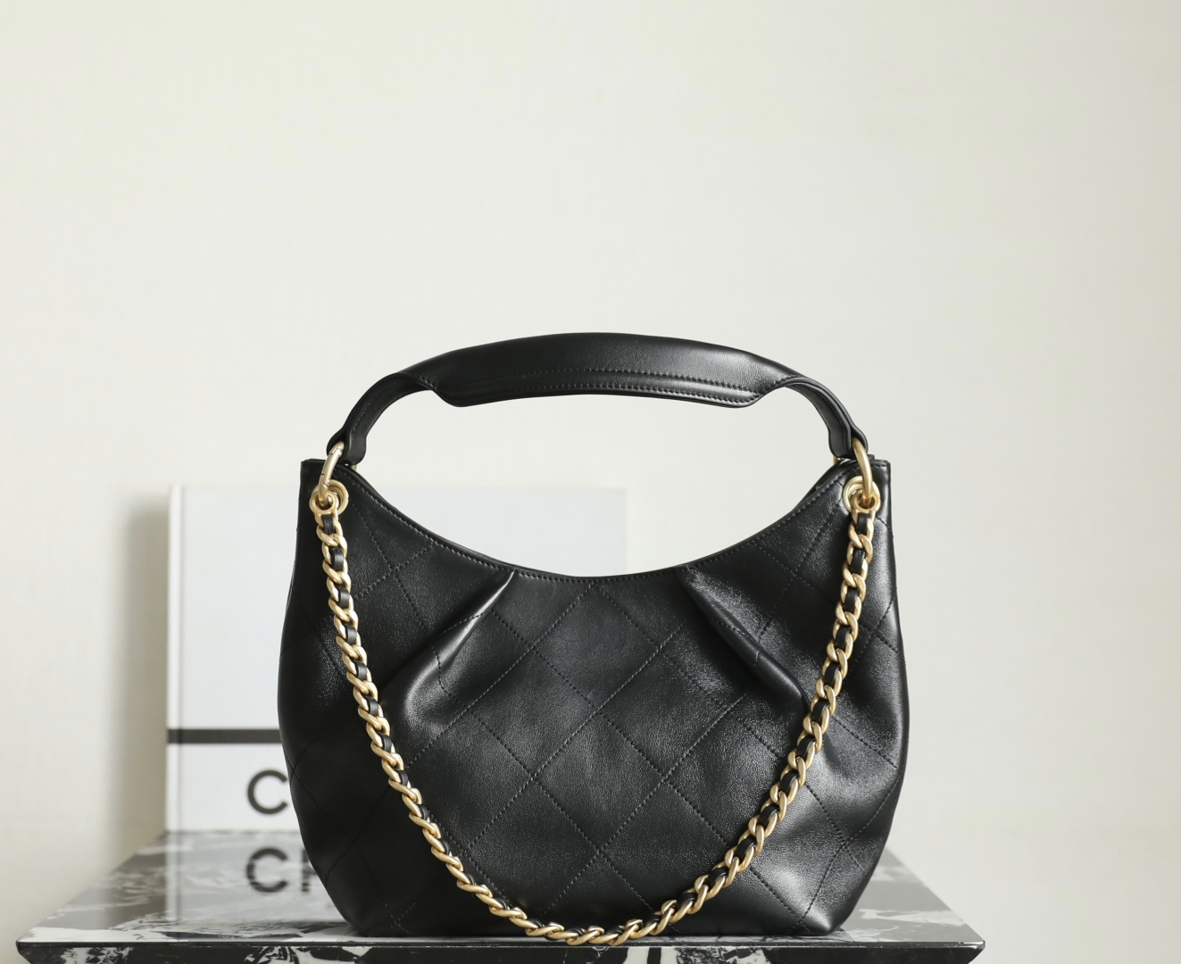 71729_black_9 Chanel 26C Maxi Hobo Black - chanel maxi hobo replica detail 8