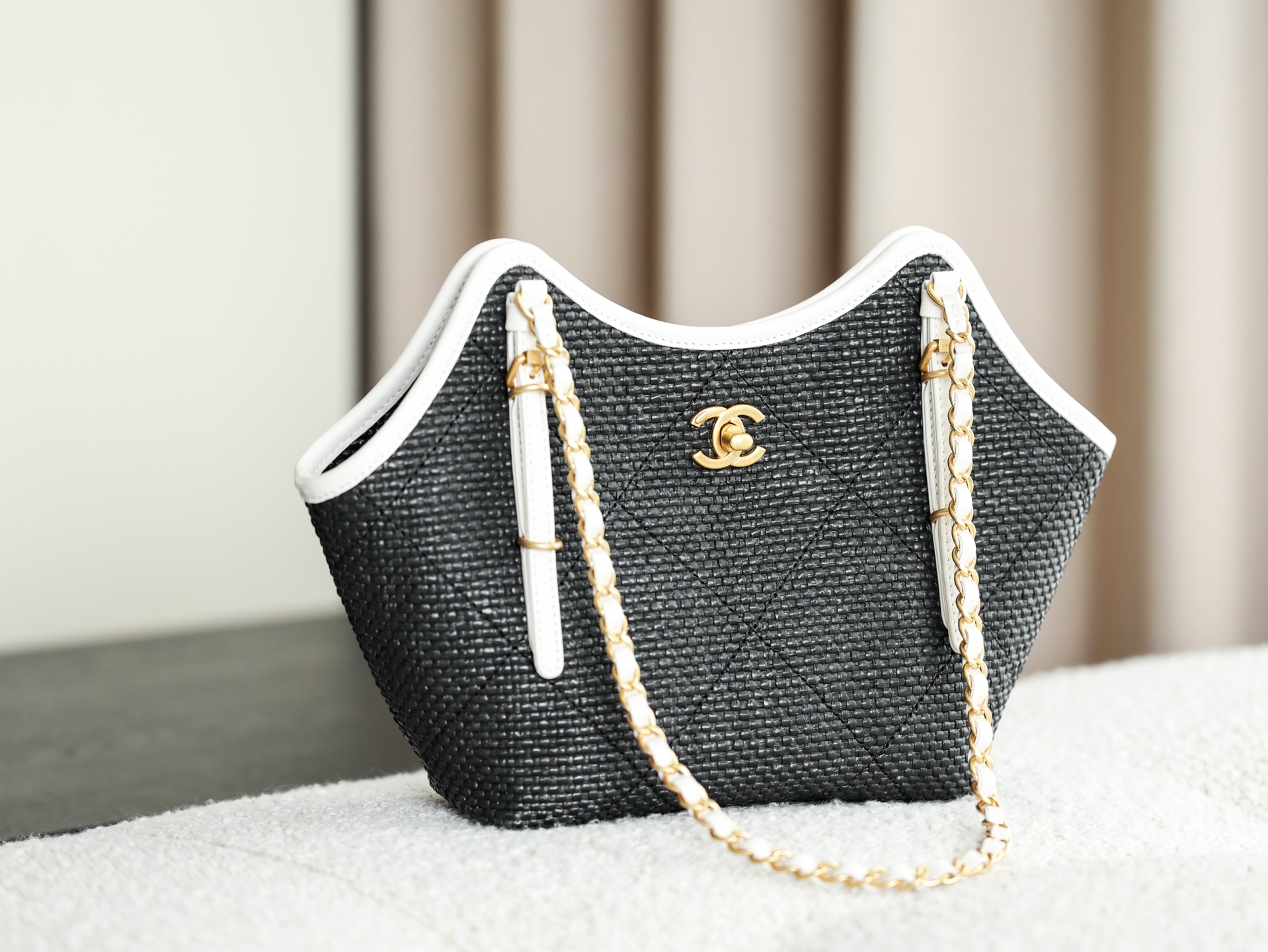 71763_black_canvas_5 Chanel 25S Maxi Shopping Tote Black Canvas - chanel maxi shopping dupe detail 4