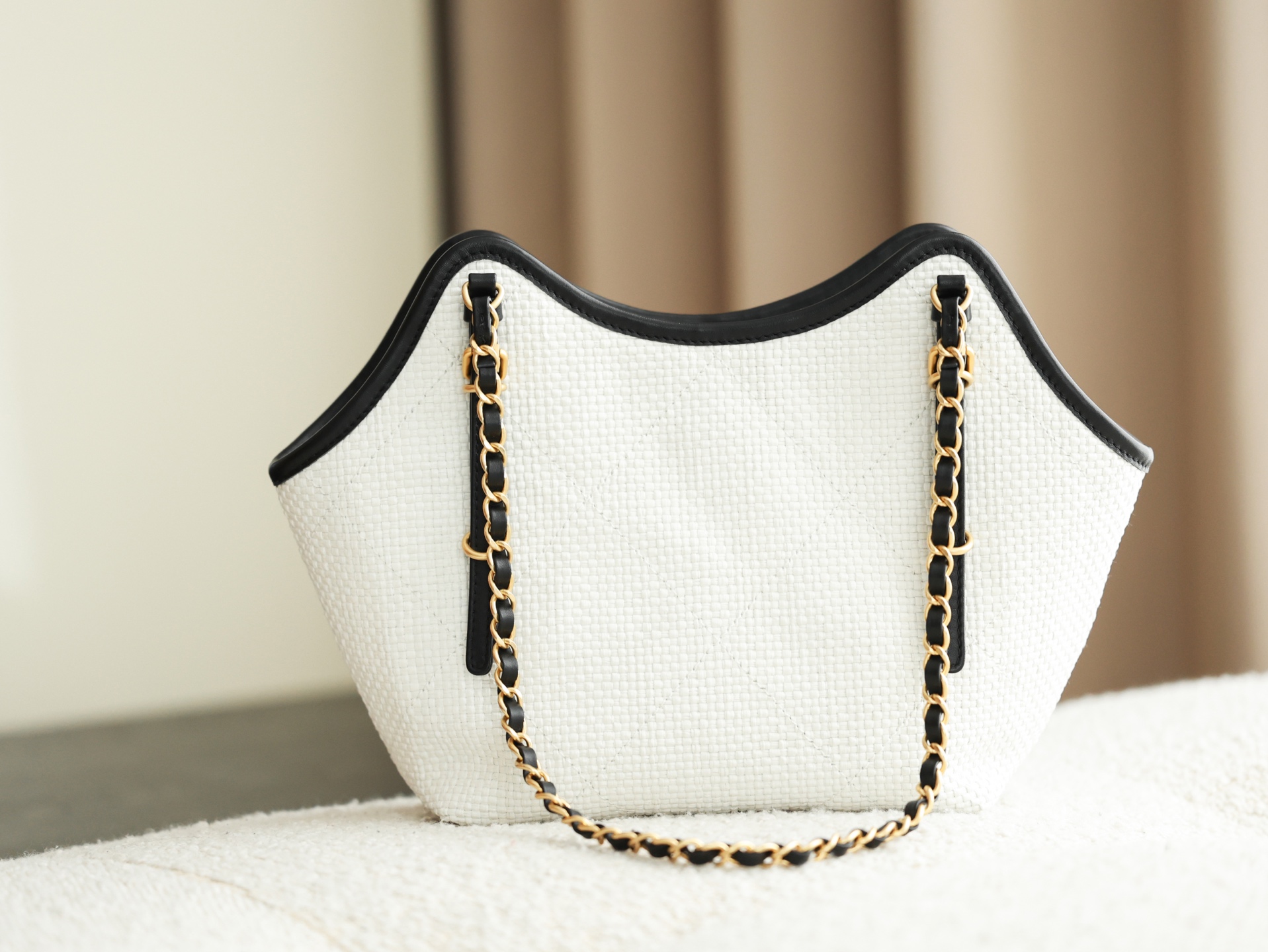 Chanel 25S Maxi Shopping Tote White Woven - fake chanel maxi tote detail 9