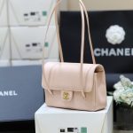 71918_pale-pink_2 Chanel Preppy Coco 26 Bag Pale Pink - fake chanel preppy detail 1
