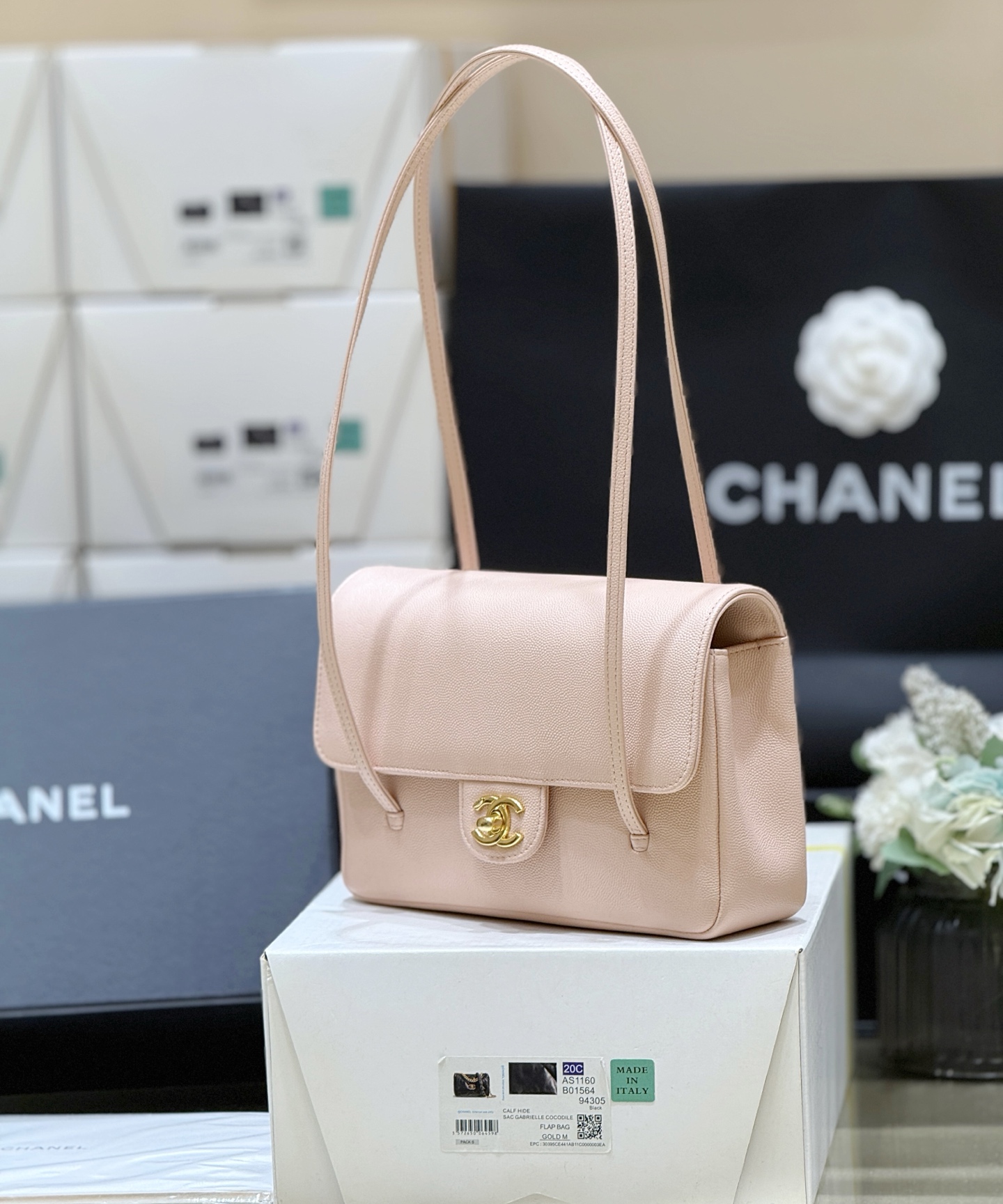 71918_pale-pink_2 Chanel Preppy Coco 26 Bag Pale Pink - fake chanel preppy detail 1