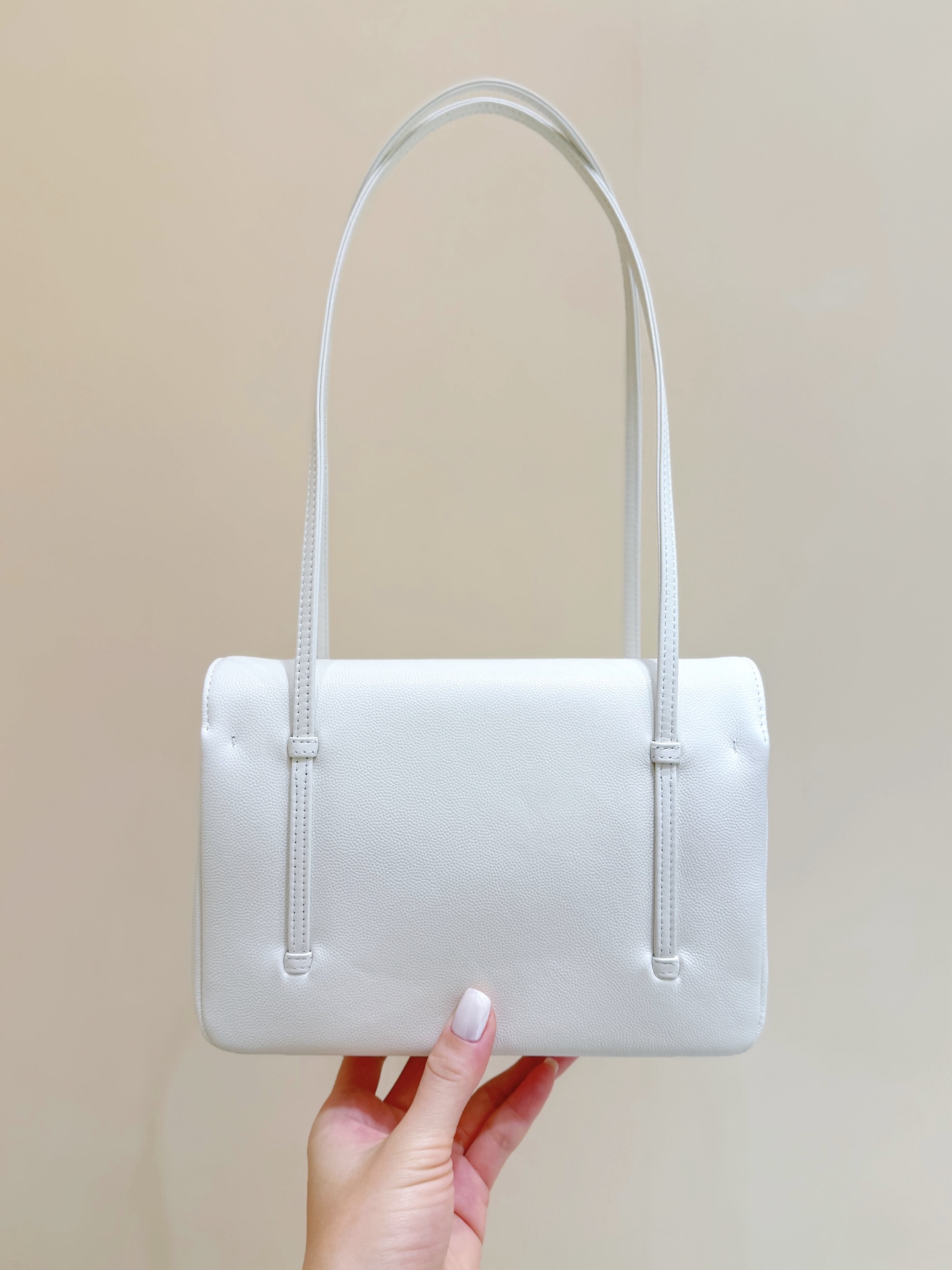 71919_white_3 Chanel Preppy Coco 26 Bag White - chanel preppy coco replica detail 2