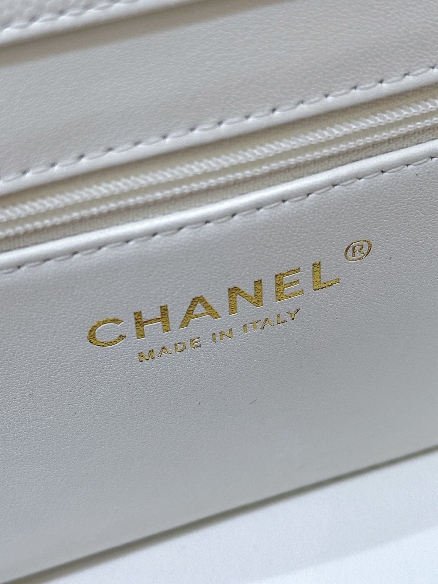 71919_white_6 Chanel Preppy Coco 26 Bag White - chanel preppy coco replica detail 5