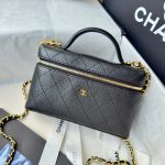 71951_black_2 Chanel 26S Vanity with Chain Black - chanel vanity chain dupe detail 1