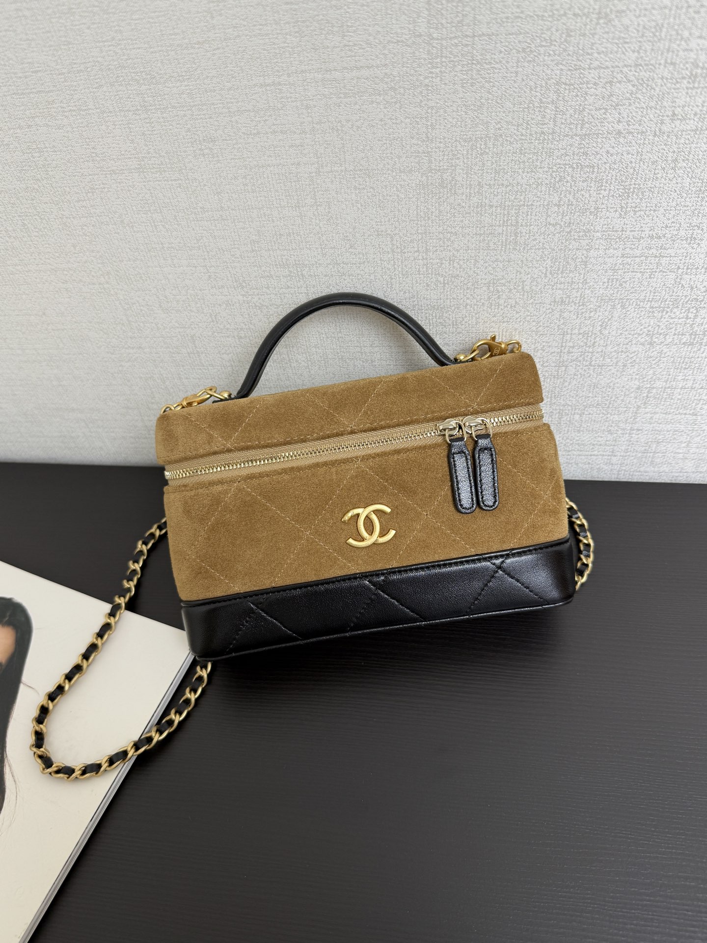 71953_brown-suede_8 Chanel 26S Vanity with Chain Brown Suede - chanel suede vanity dupe detail 7