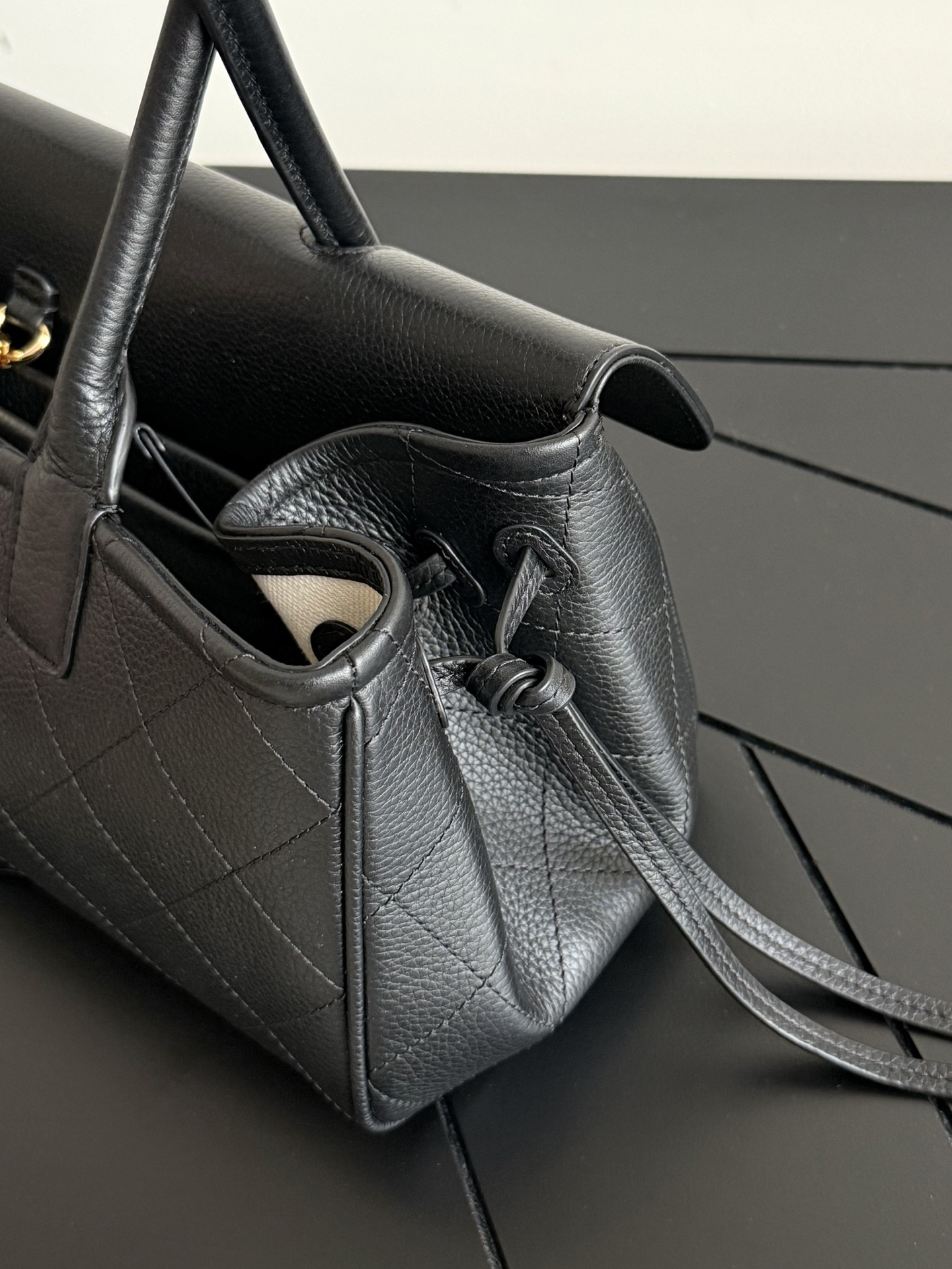 71986_black_3 Chanel 26S East West Tote Black - chanel tote dupe detail 2