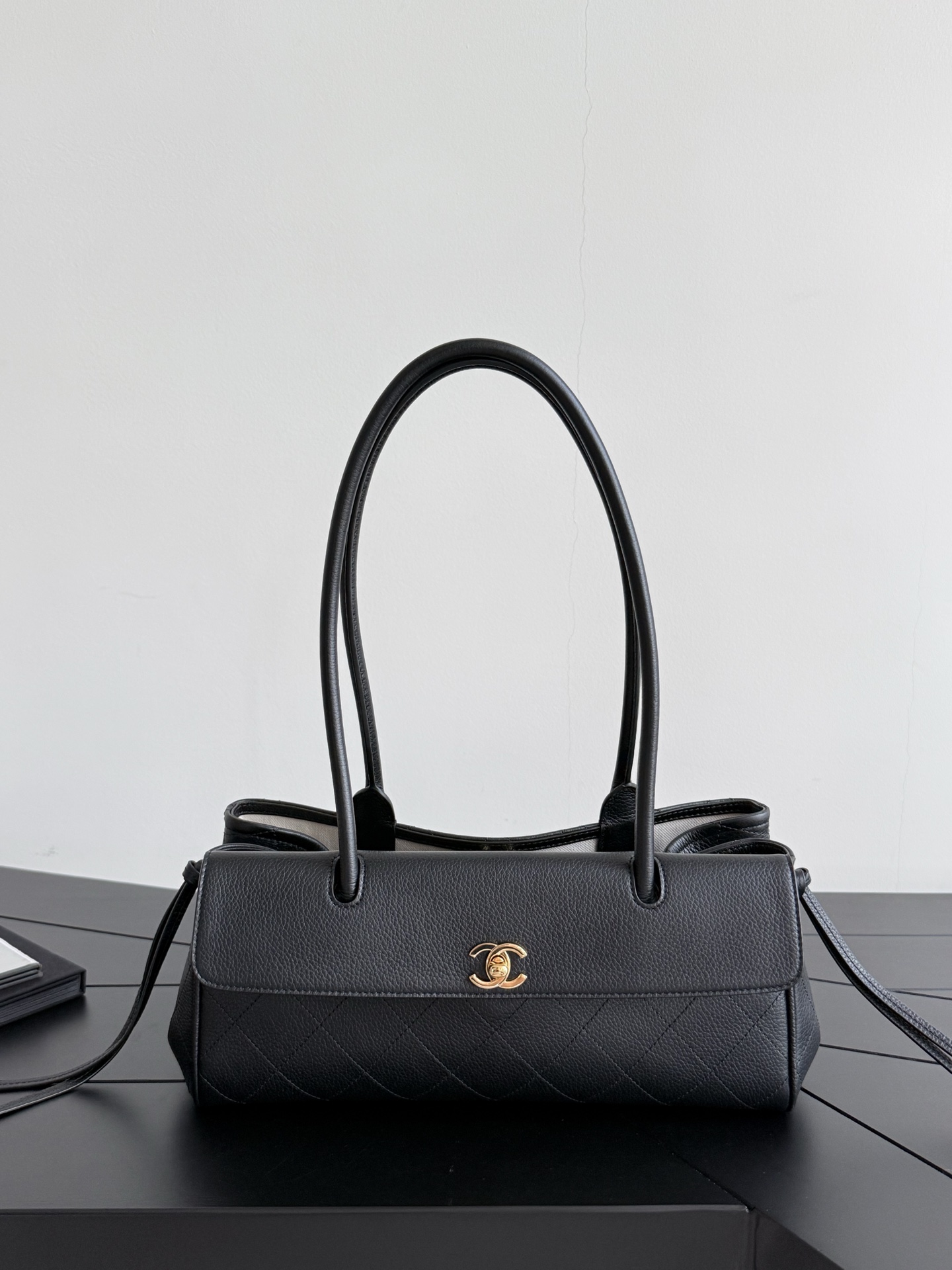 71986_black_4 Chanel 26S East West Tote Black - chanel tote dupe detail 3