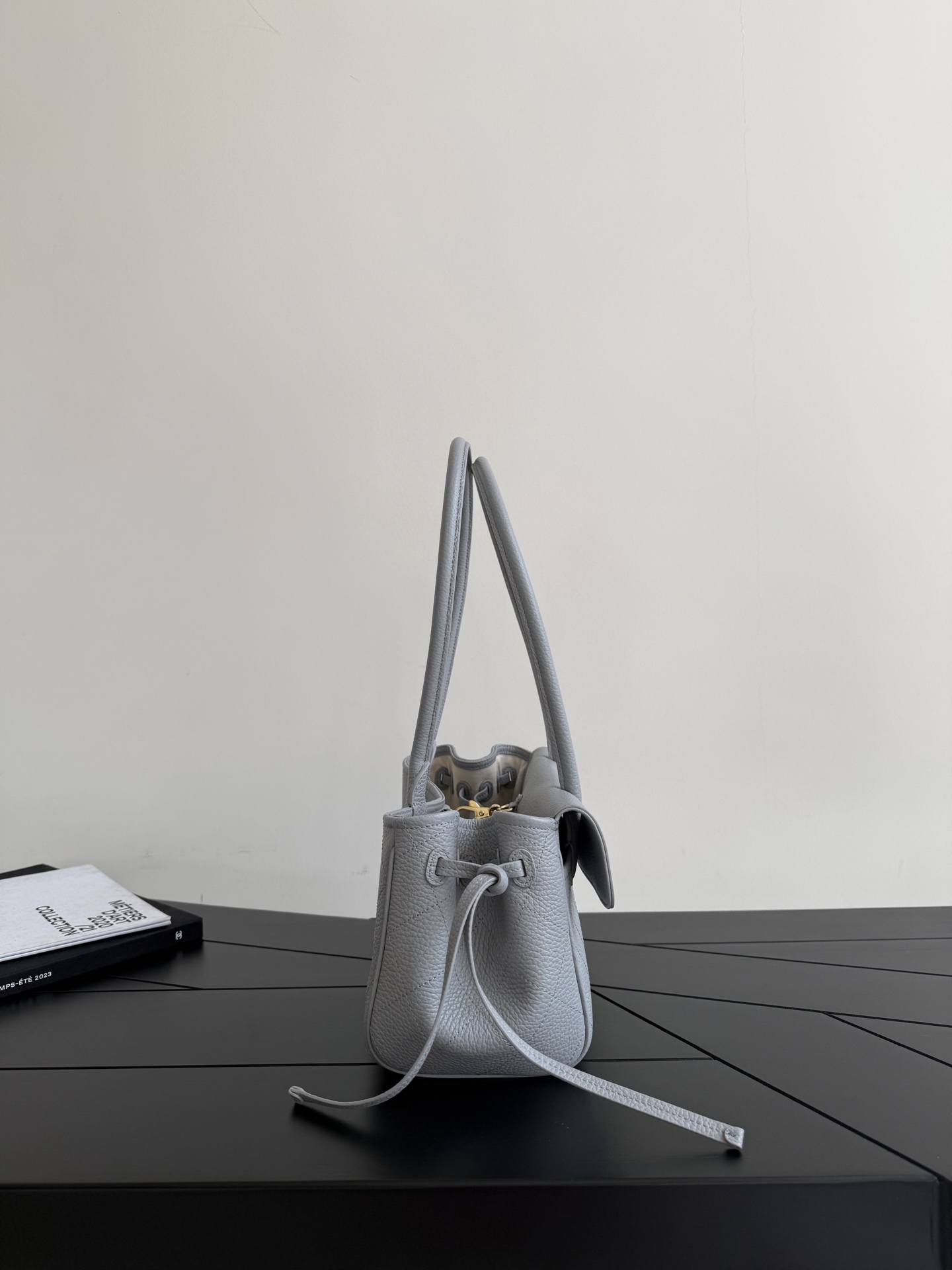 71987_elephant-grey_6 Chanel 26S East West Tote Elephant - chanel east west tote replica detail 5