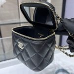 72026_black_5 Chanel Mini Vanity Black - chanel vanity dupe detail 4