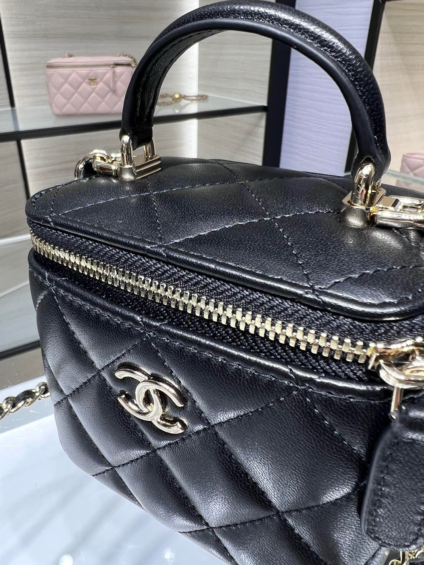 72026_black_7 Chanel Mini Vanity Black - chanel vanity dupe detail 6
