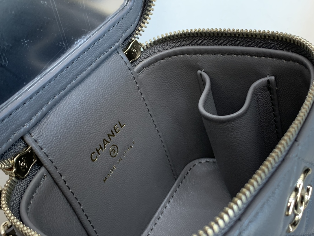 Chanel Mini Vanity Elephant - chanel vanity case replica detail 1