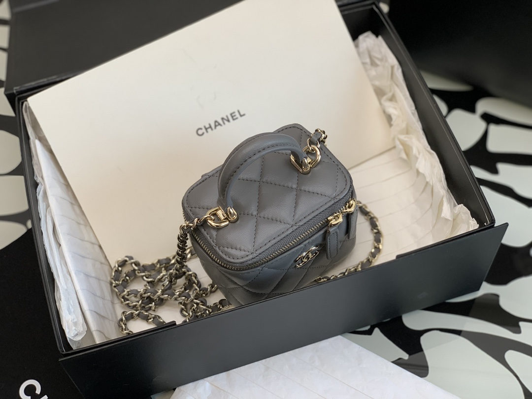 Chanel Mini Vanity Elephant - chanel vanity case replica detail 2
