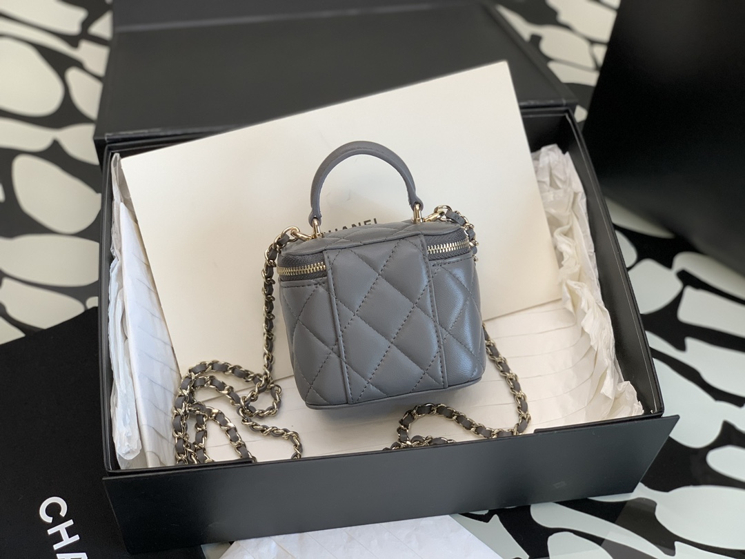 Chanel Mini Vanity Elephant - chanel vanity case replica detail 6