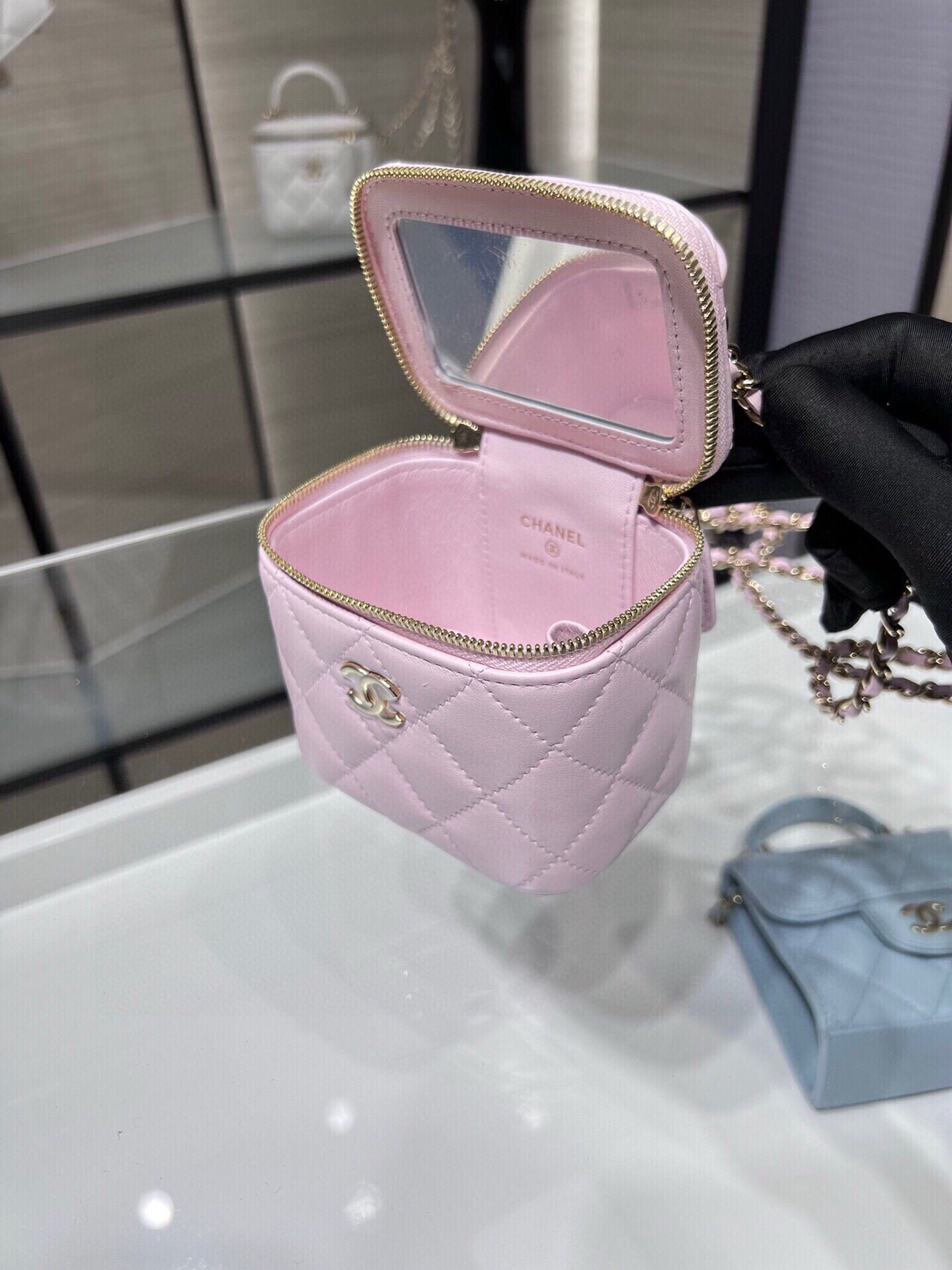 72028_rose_6 Chanel Mini Vanity Rose - fake chanel vanity detail 5