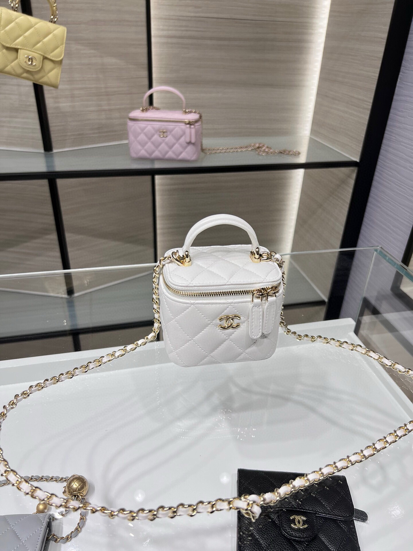 72030_white_1 Chanel Mini Vanity White - chanel vanity with chain dupe front view