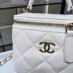 72030_white_2 Chanel Mini Vanity White - chanel vanity with chain dupe detail 1