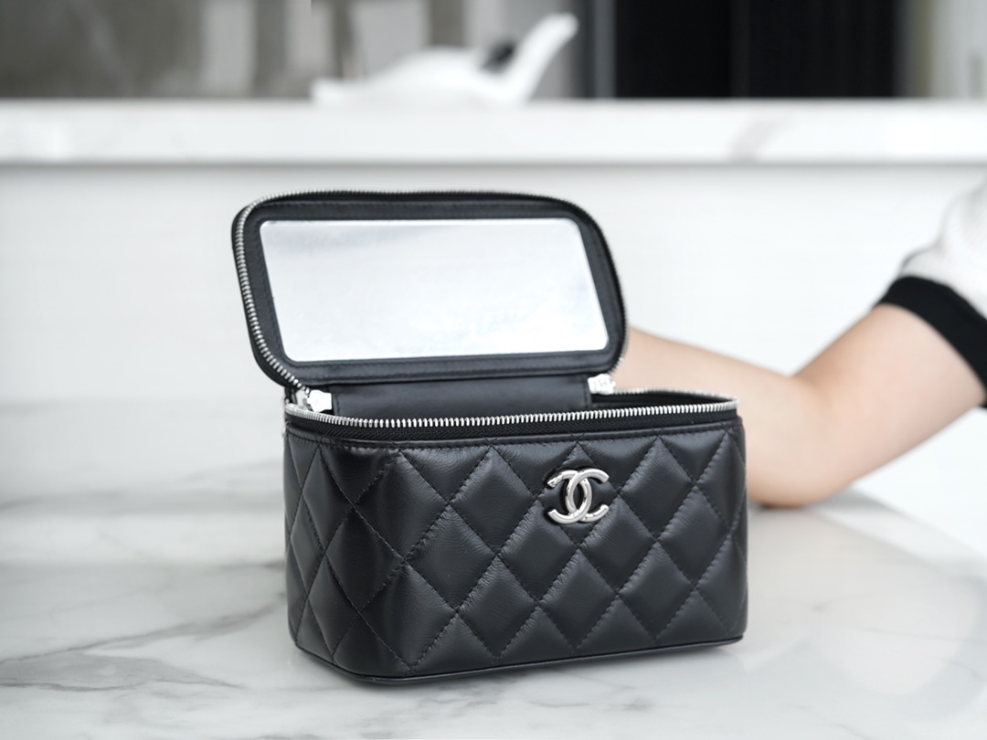 72067_black_4 Chanel Vanity Metal Top Handle Black - chanel vanity bag replica detail 3