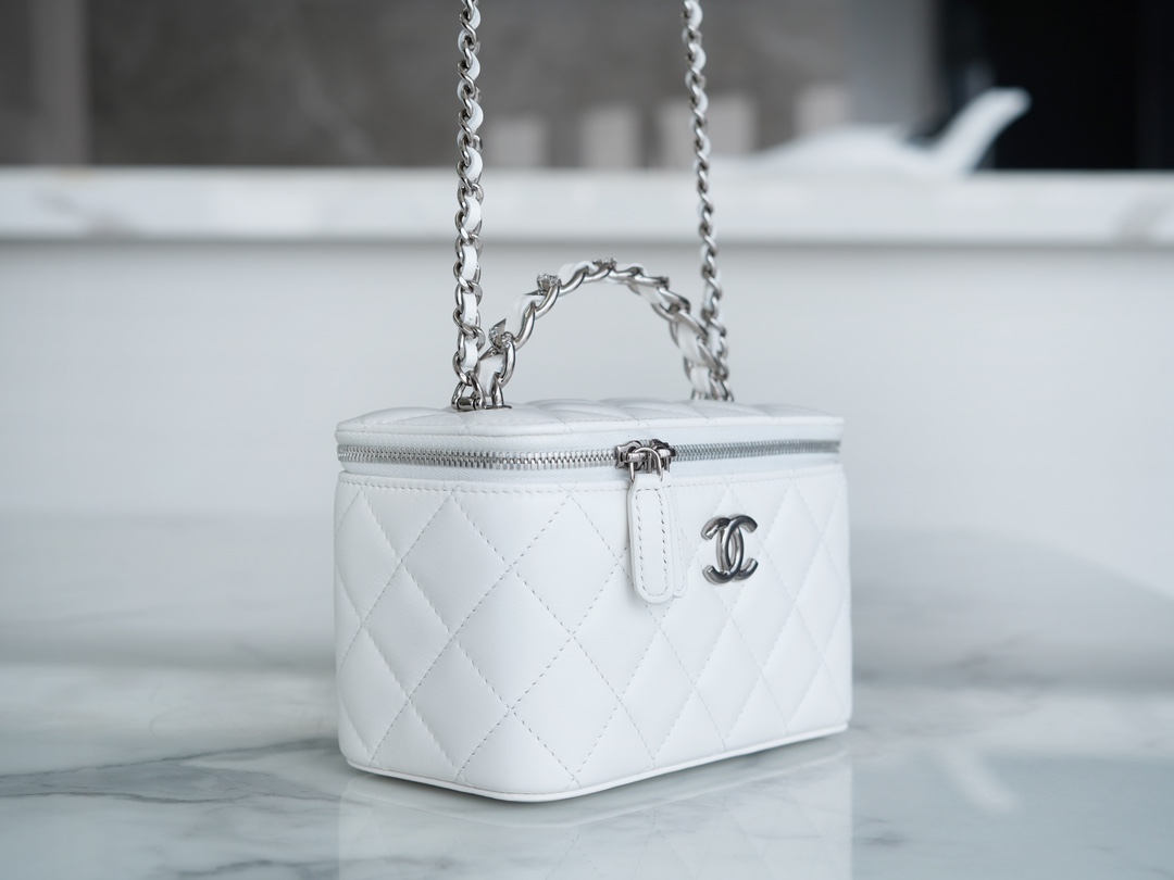 72070_white_8 Chanel Vanity Metal Top Handle White - chanel metal handle vanity replica detail 7