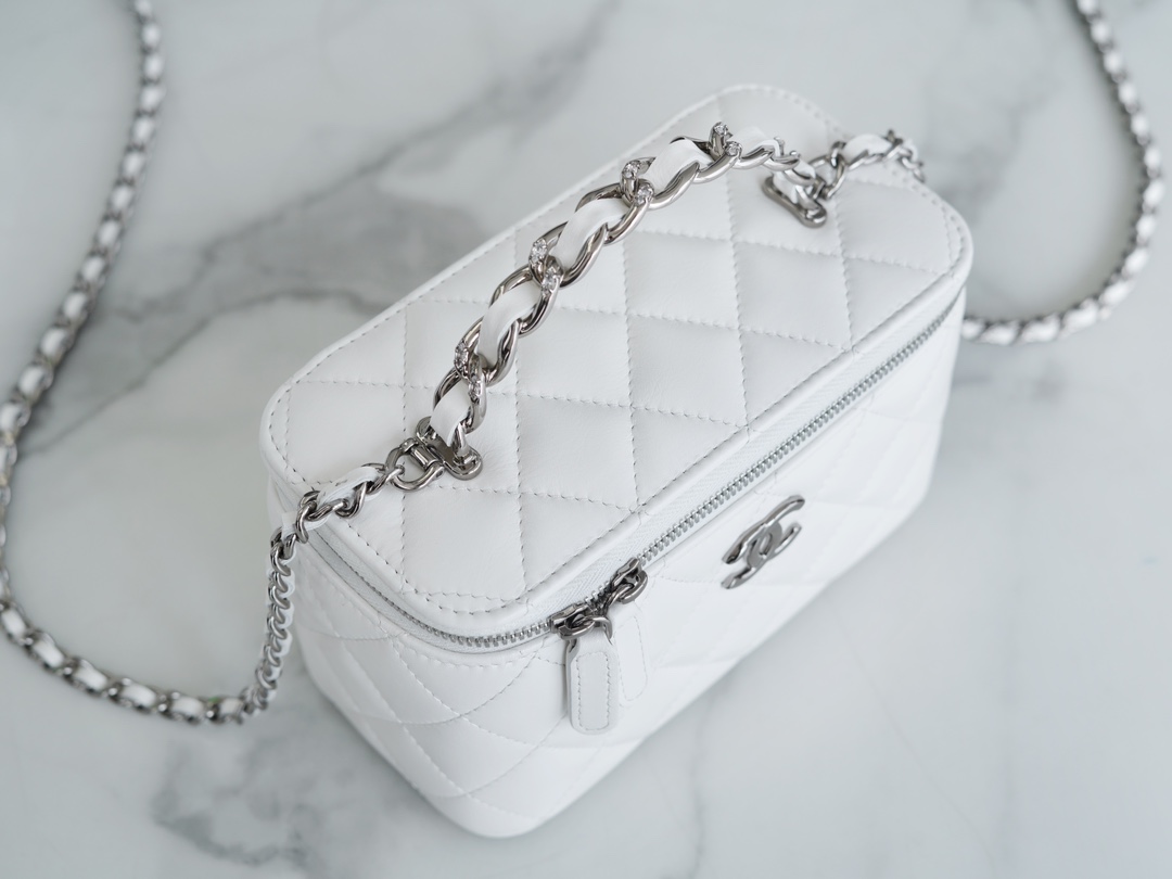 72070_white_9 Chanel Vanity Metal Top Handle White - chanel metal handle vanity replica detail 8