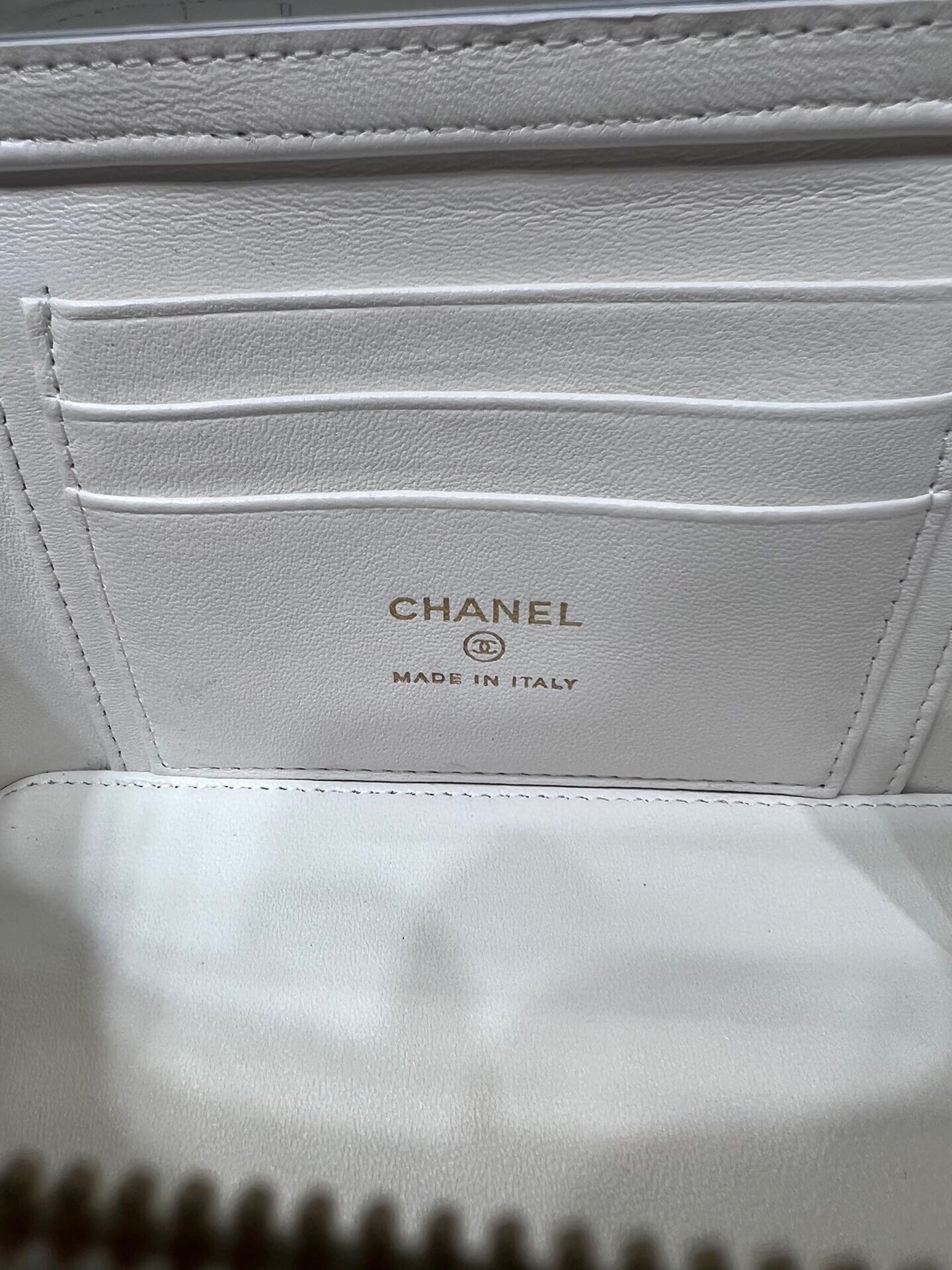 72110_white_4 Chanel Long Vanity Top Handle White - fake chanel vanity top handle detail 3