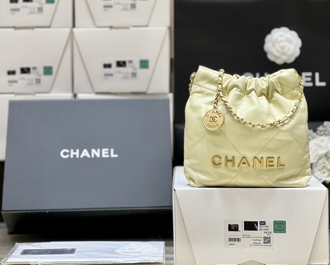 72154_light-yellow_7 Chanel 22 Mini Bag Light Yellow - chanel 22 mini light-yellow dupe detail 6