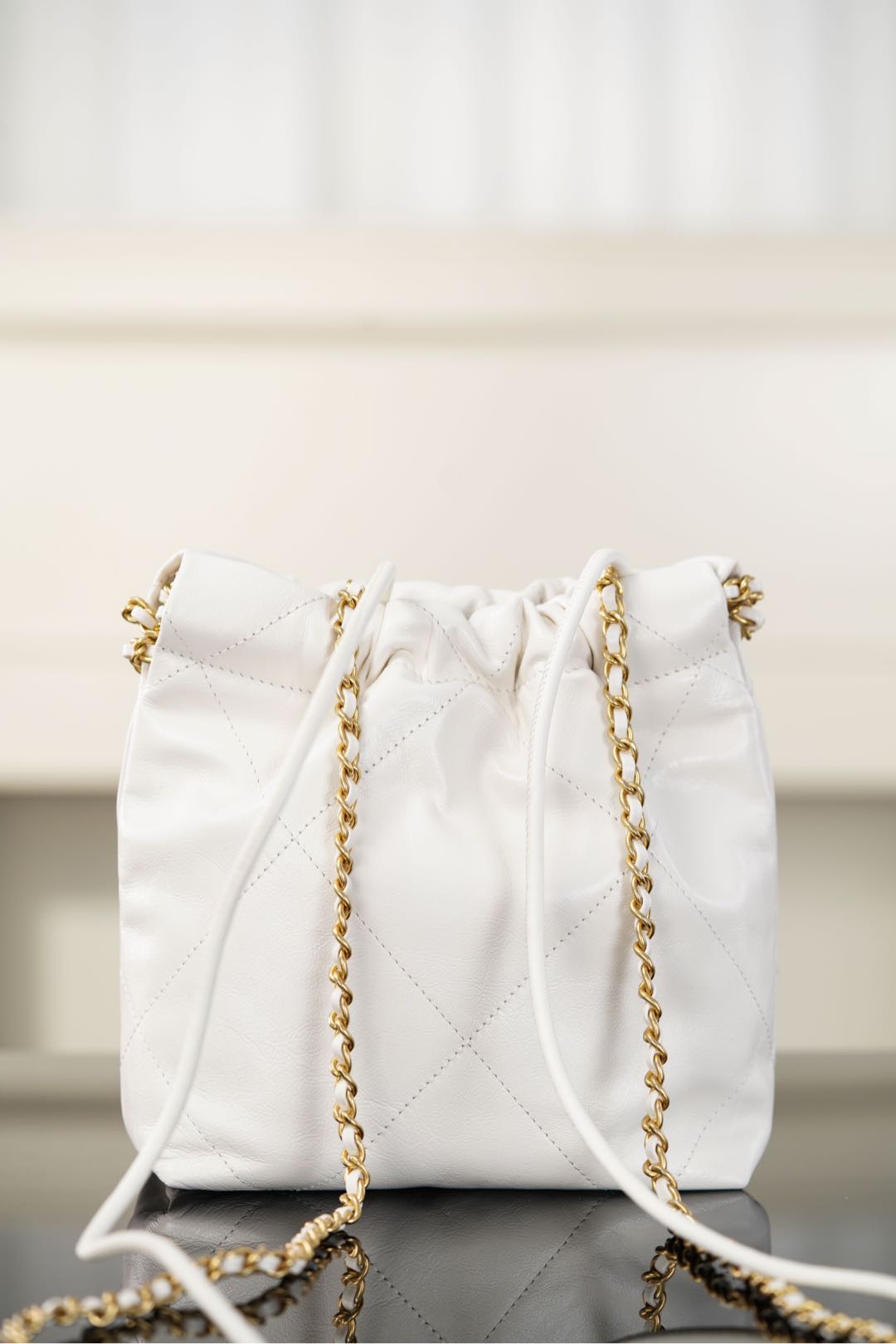 72161_white_3 Chanel 22 Mini Bag White - chanel 22 mini white dupe detail 2