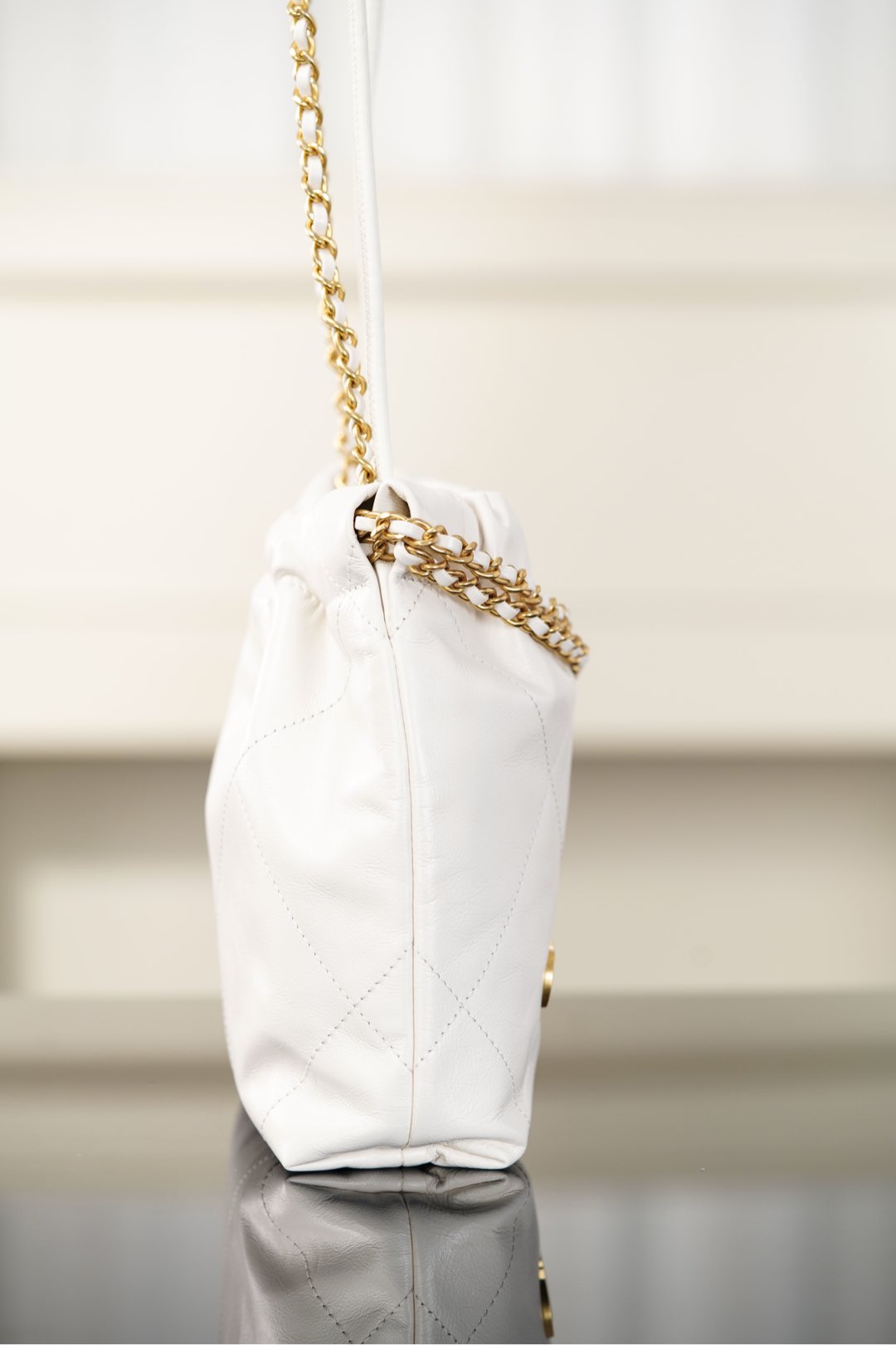 72161_white_6 Chanel 22 Mini Bag White - chanel 22 mini white dupe detail 5