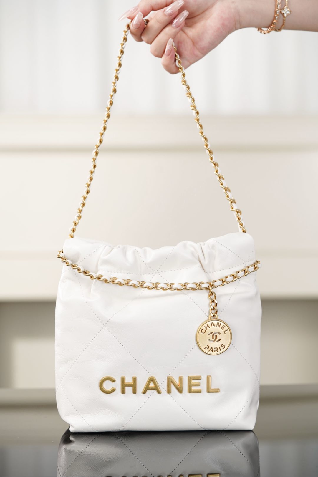 72161_white_7 Chanel 22 Mini Bag White - chanel 22 mini white dupe detail 6