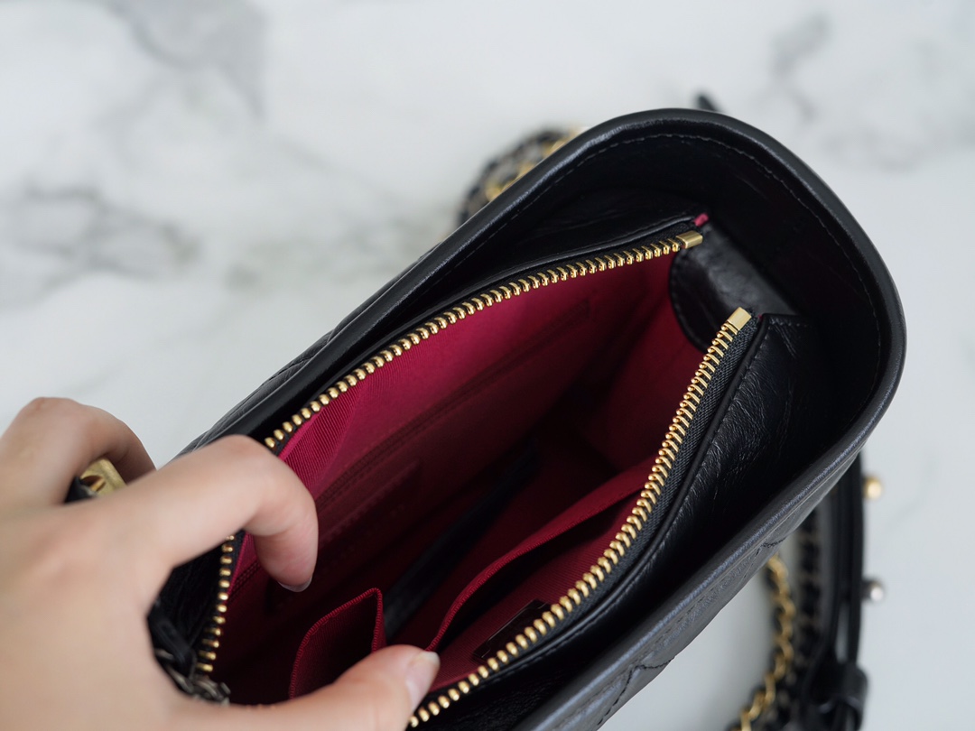 72171_black_4 Chanel Gabrielle Hobo Bag Black - chanel gabrielle black dupe detail 3