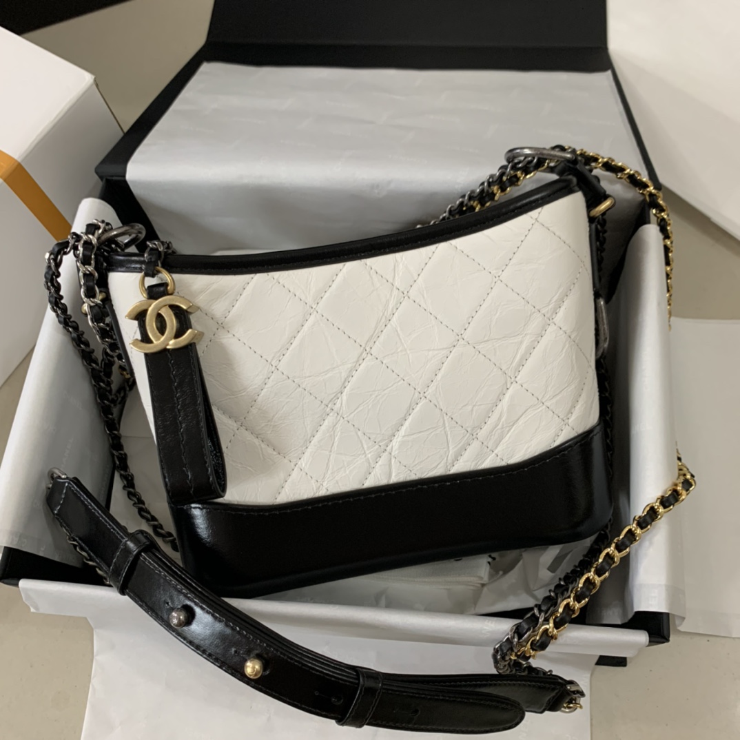 72191_white_6 Chanel Gabrielle Hobo Bag White - chanel gabrielle white dupe detail 5