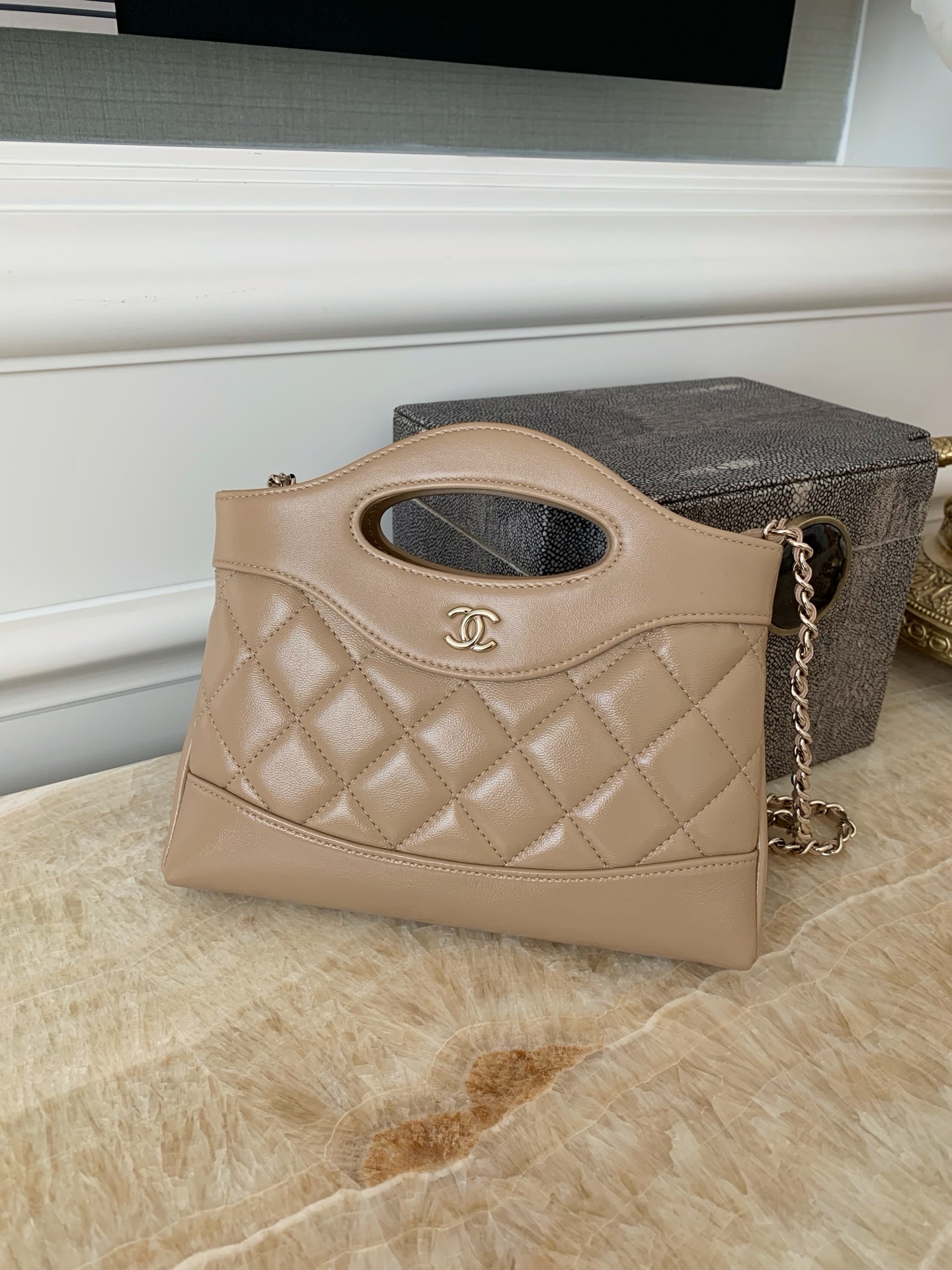 Beige4 Chanel 24S 31 Nano Tote Bag Beige - chanel nano tote beige replica detail 3