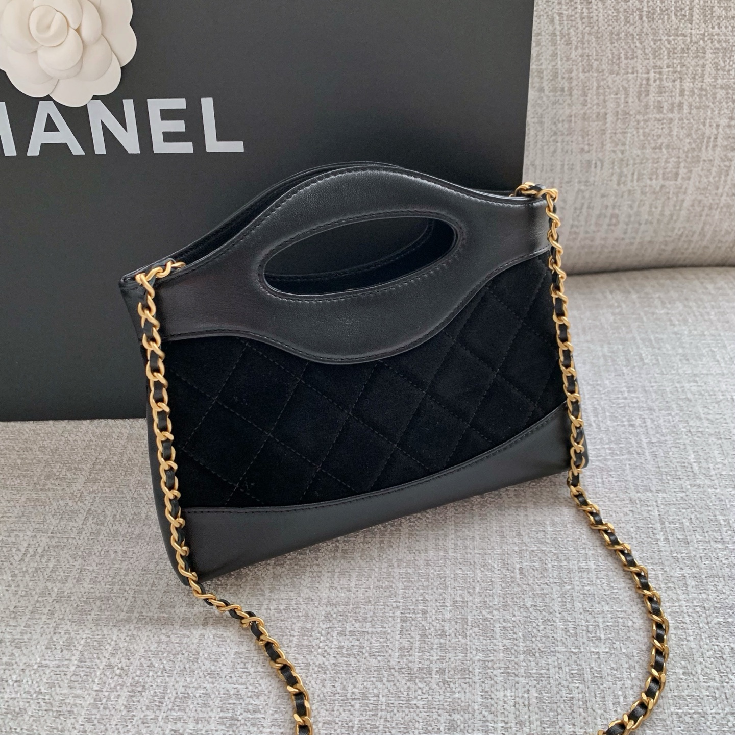 Torba Chanel 31 Nano Tote z czarnego zamszu 5