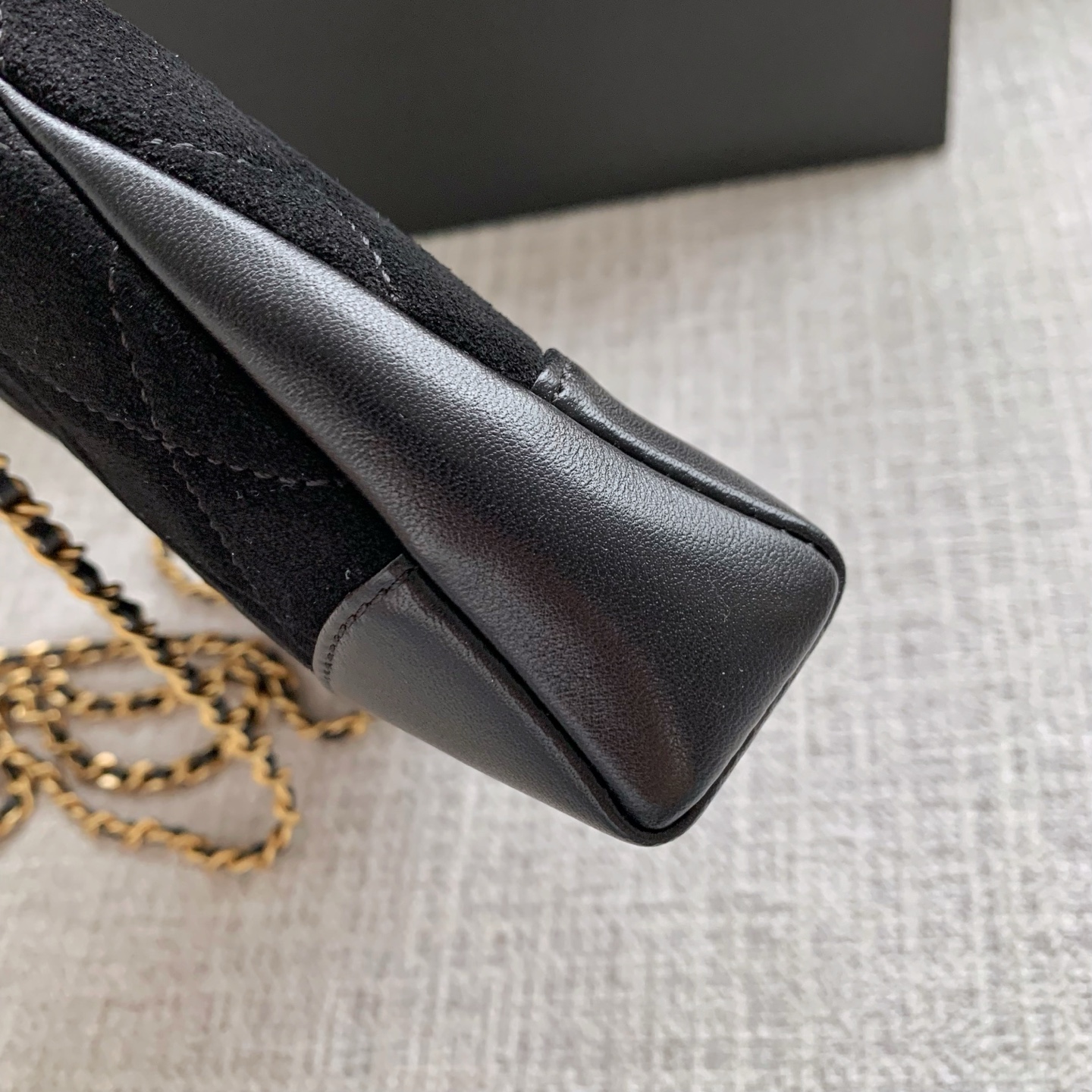 Torba Chanel 31 Nano Tote z czarnego zamszu 6