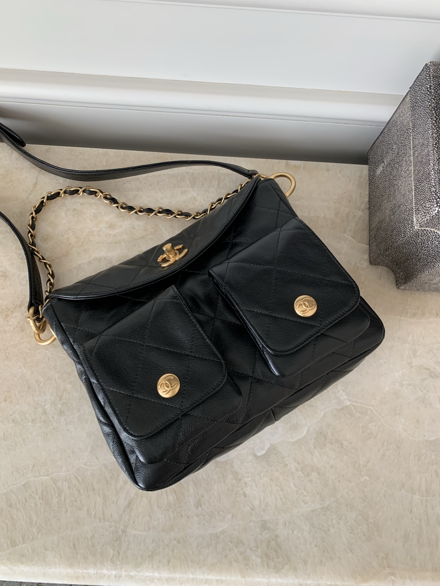 Chanel 24P Messenger Hobo Black 3